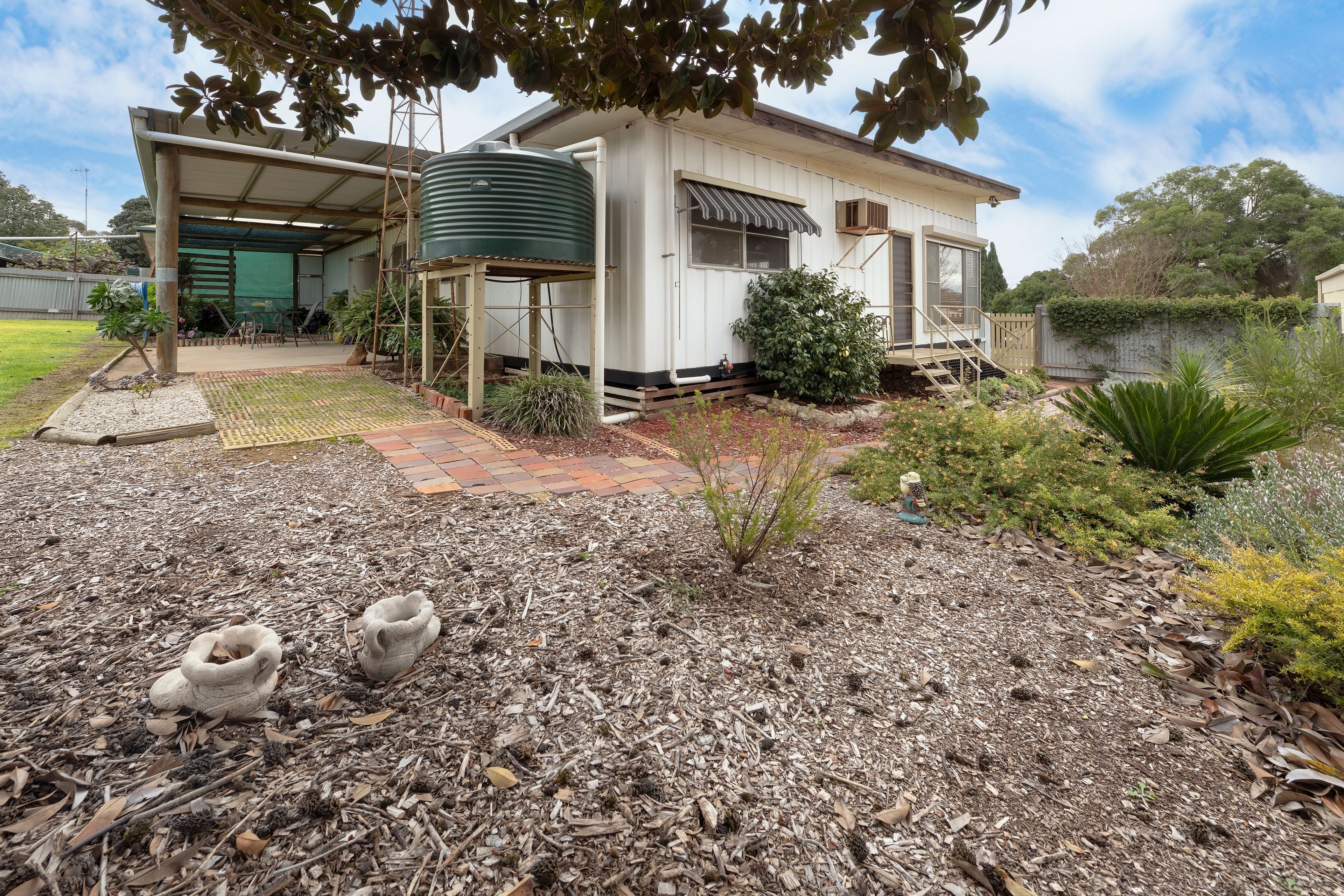 16 Hayes Hill Road — photo 19 of 20
