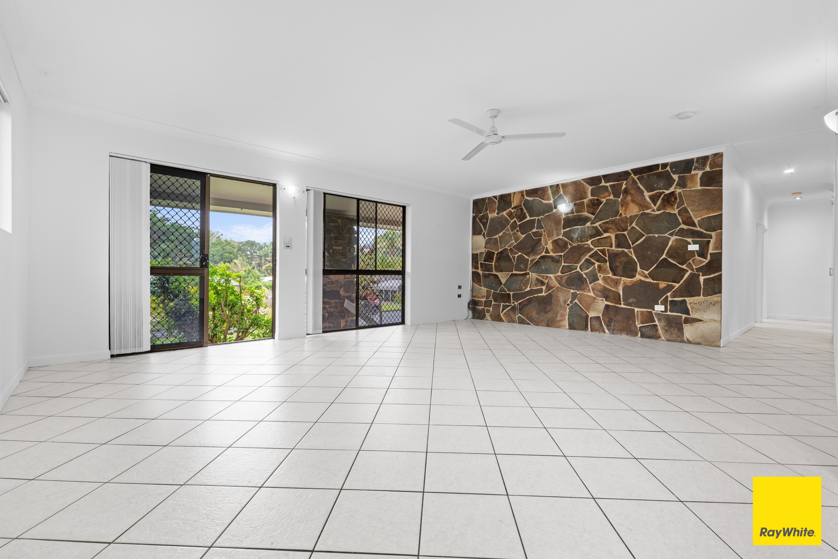 12 Pomona Avenue, Mooroobool, QLD 4870