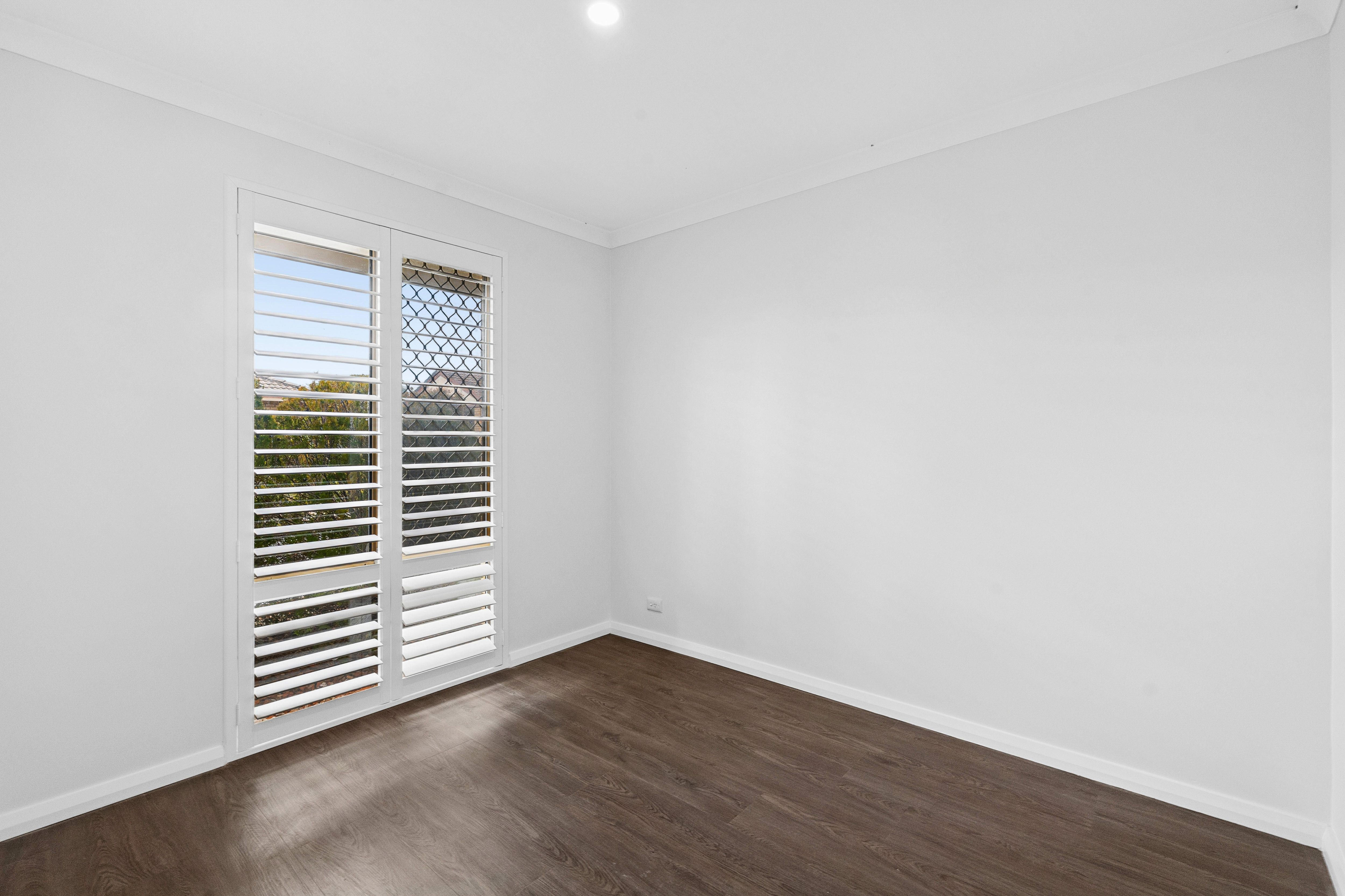 9/11 Apley Street — photo 13 of 20