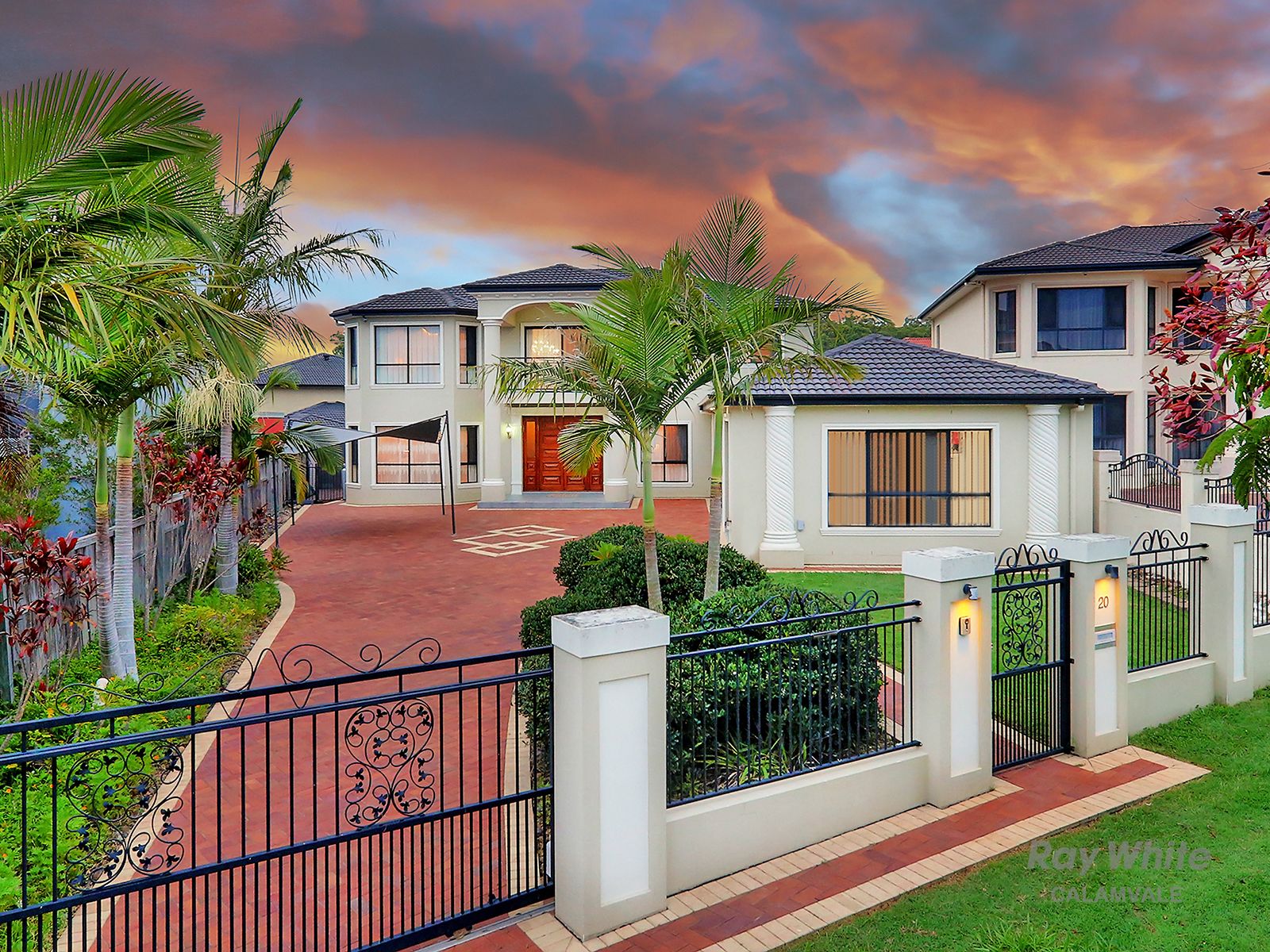 20 Snowbell Close, Stretton, QLD 4116