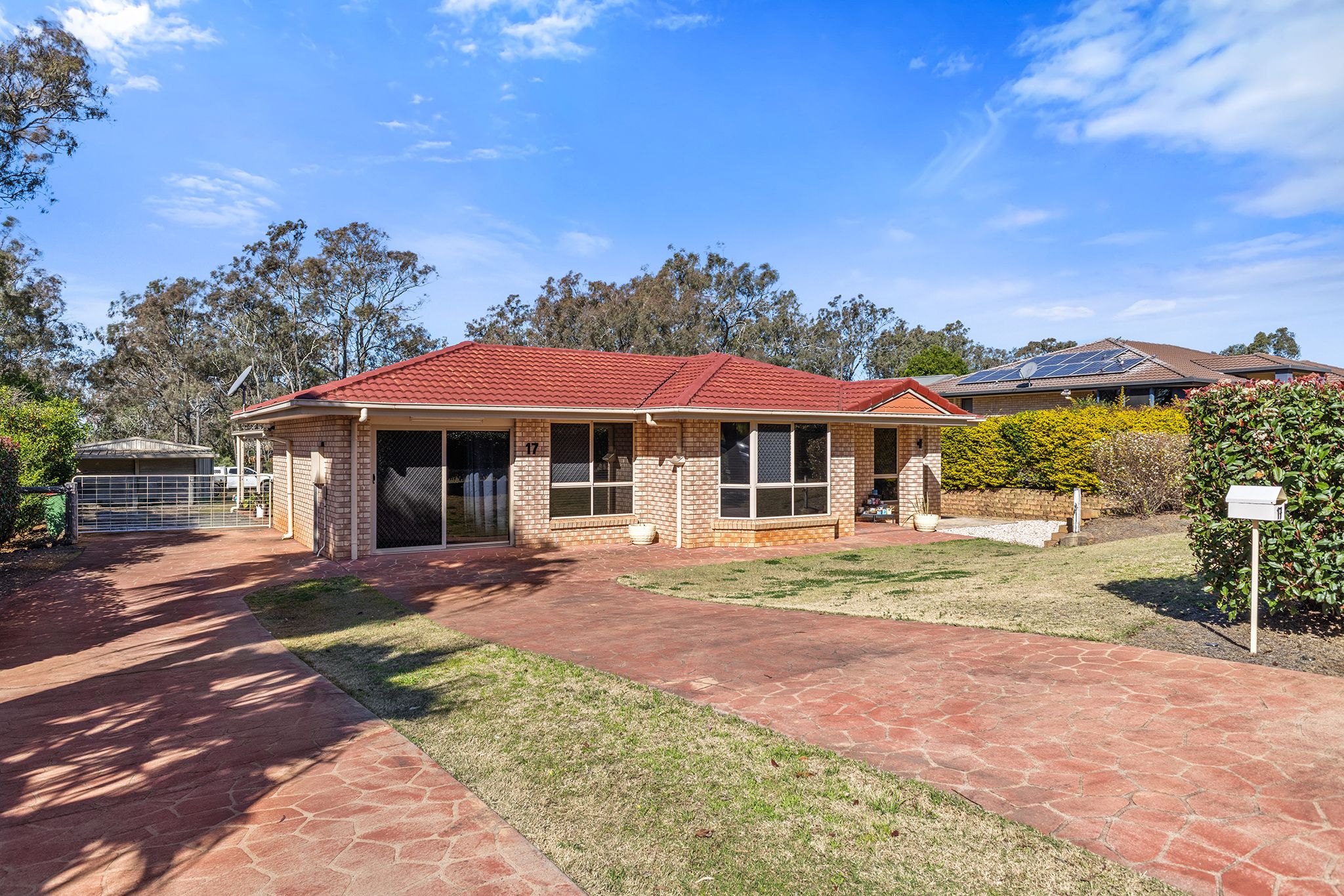 17 Highland Park Road — photo from Ray White Rural Oakey