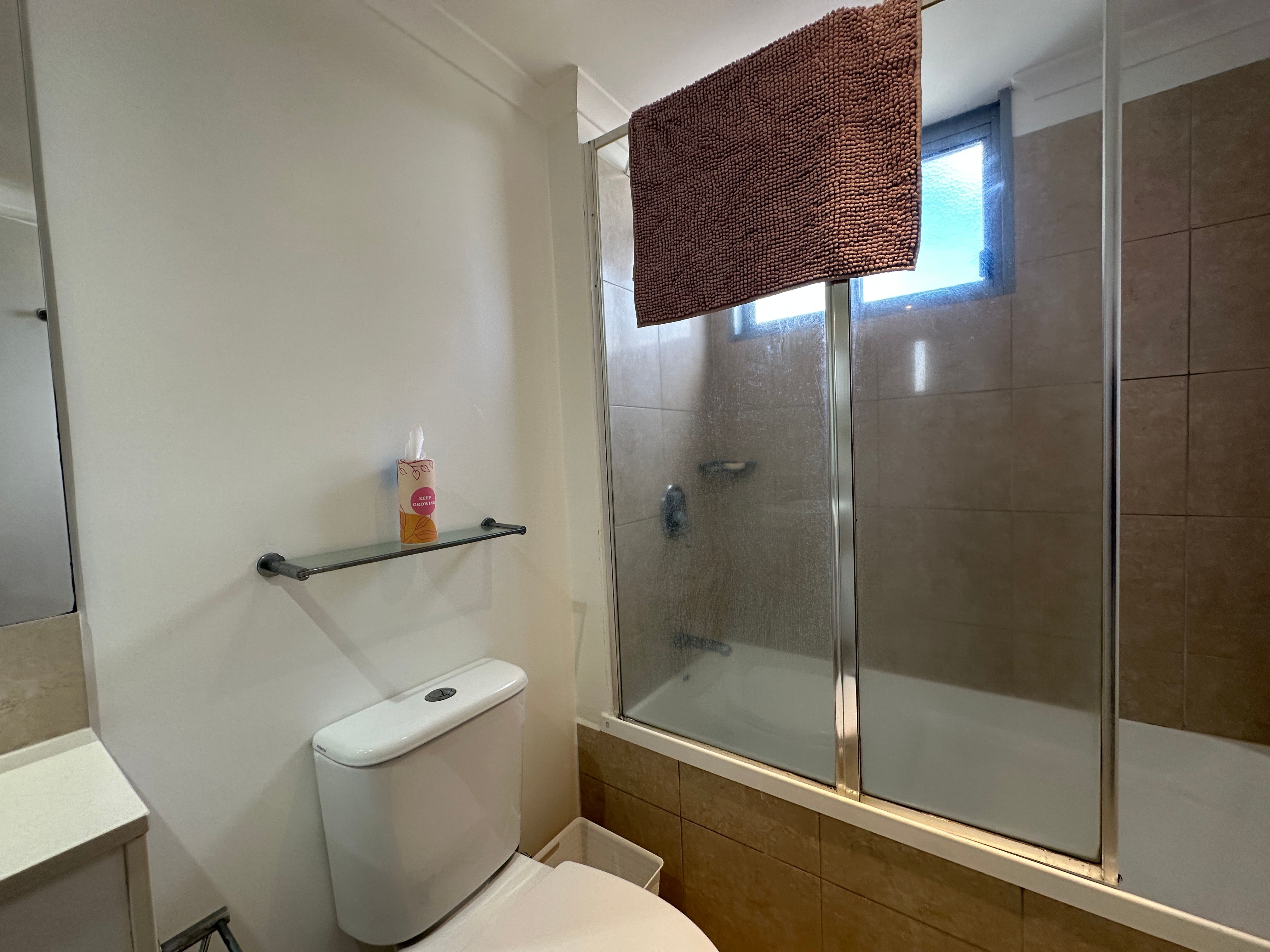 611/532-544 Ruthven Street — photo 10 of 17