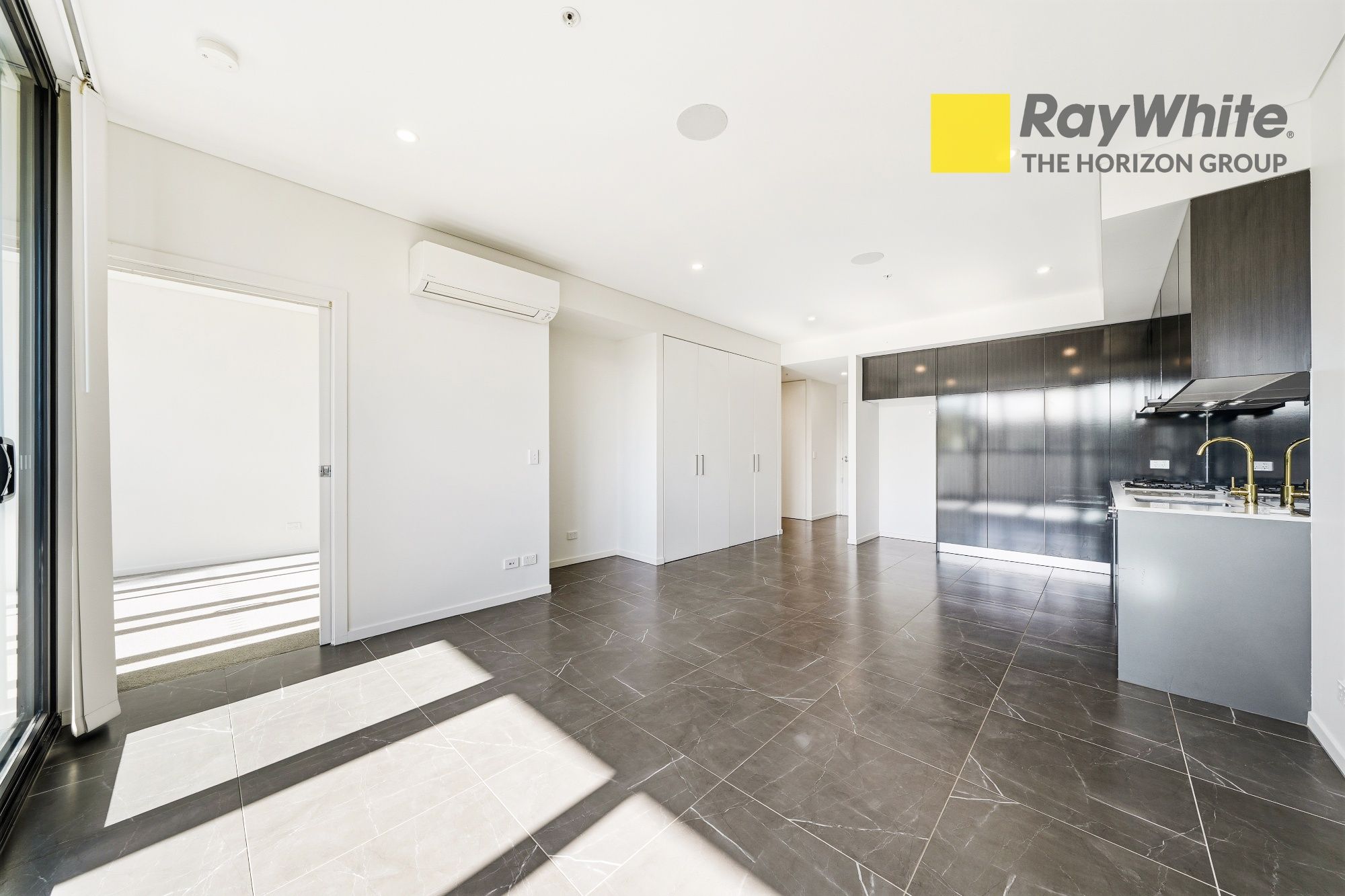 9092/5 Bennelong Parkway — photo 10 of 25