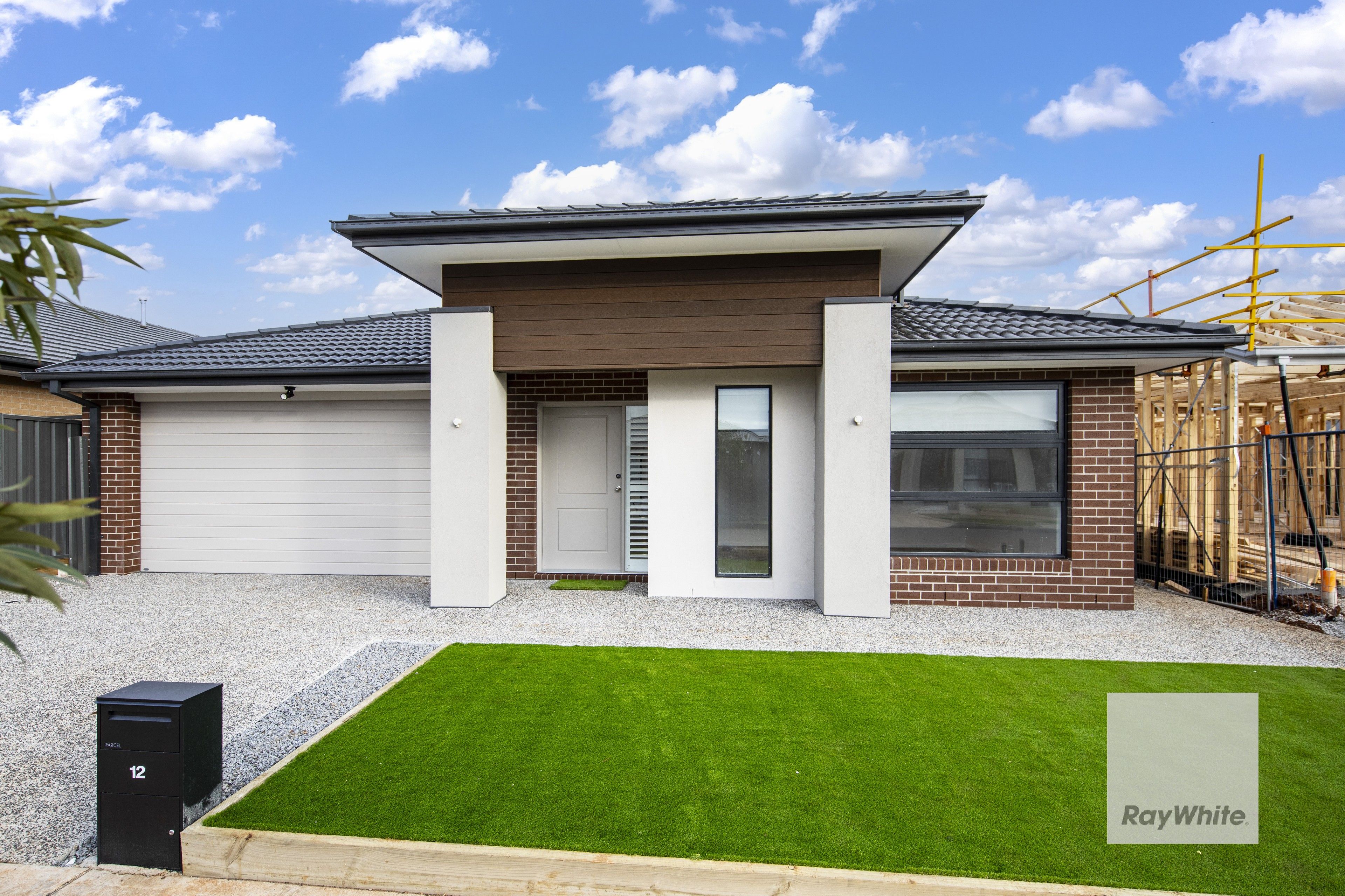 12 Downley Loop, Strathtulloh, VIC 3338