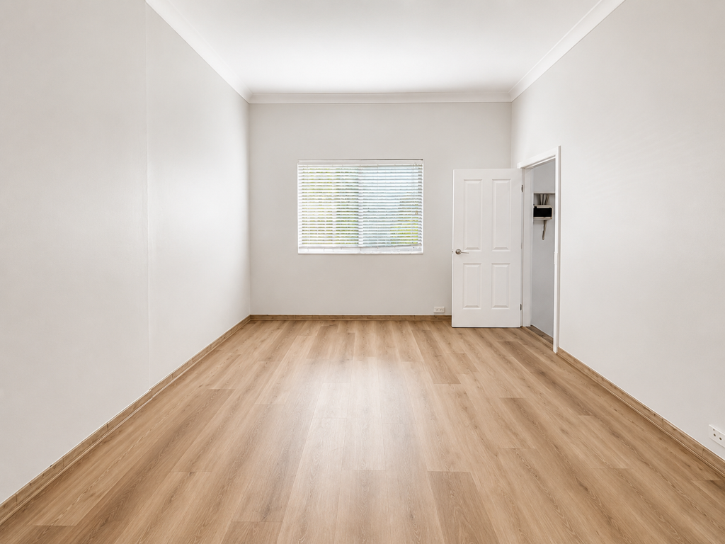 House 504 Burwood Road — photo 8 of 10