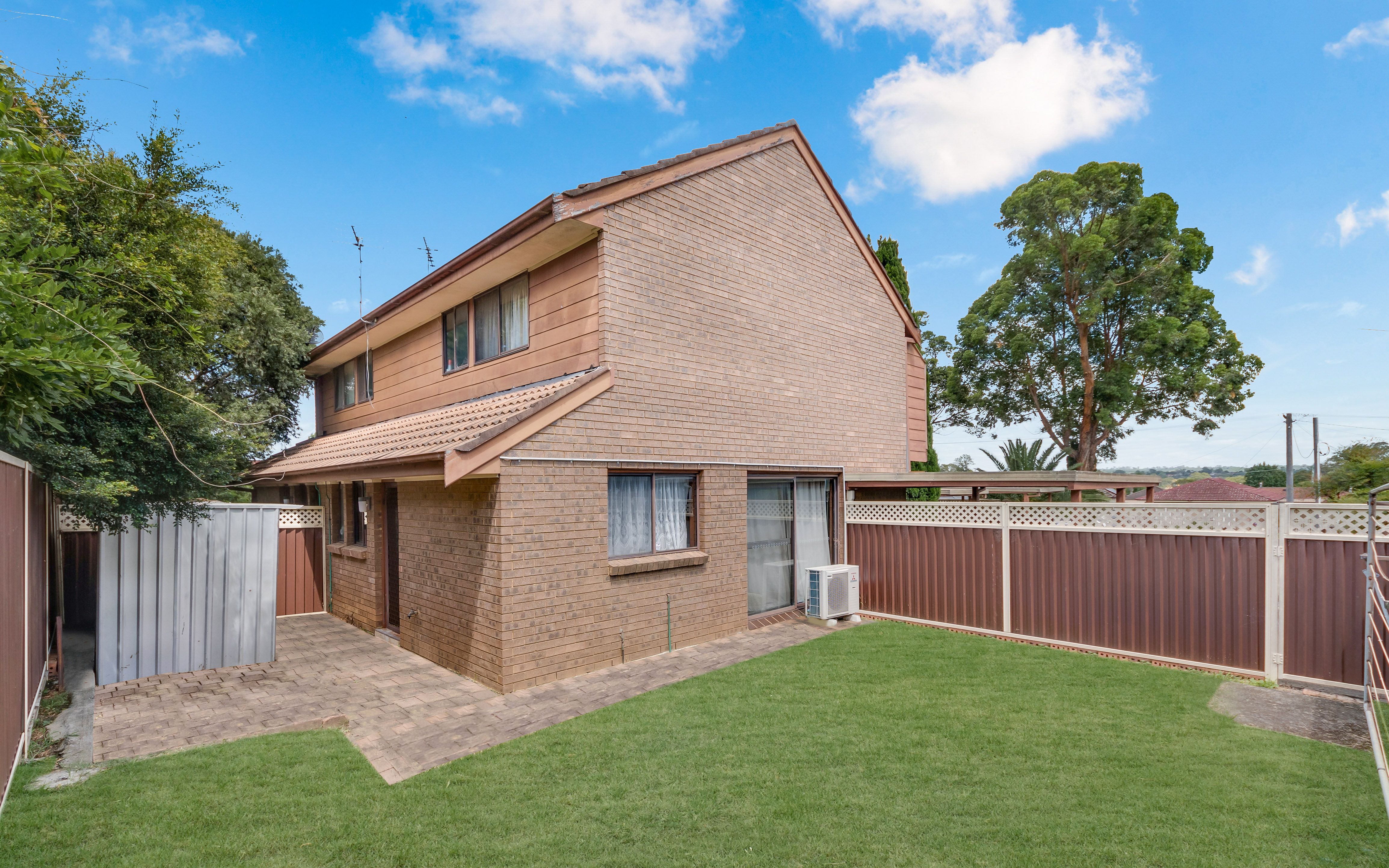 4/8 Margaret Street, Minto, NSW 2566