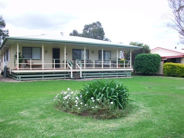 11 Powell Street, Roma QLD 4455