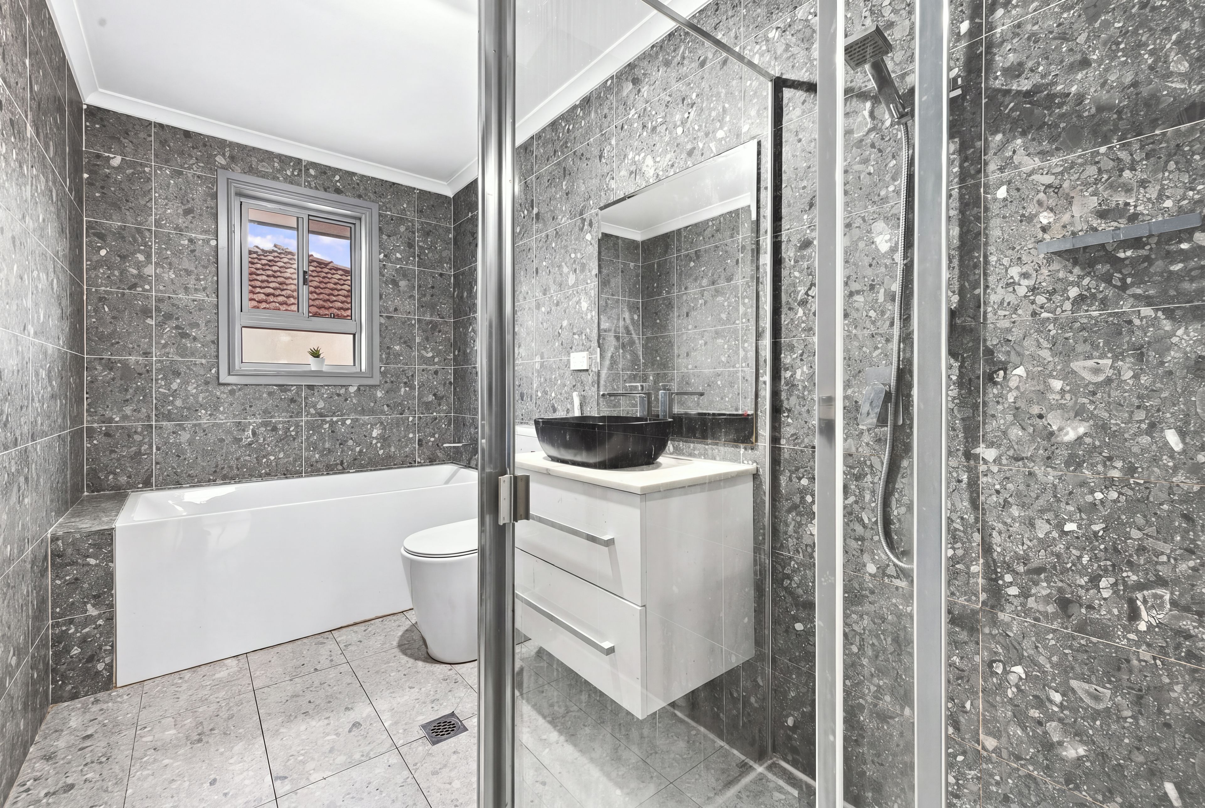 15 Hillcrest Street — photo 14 of 20