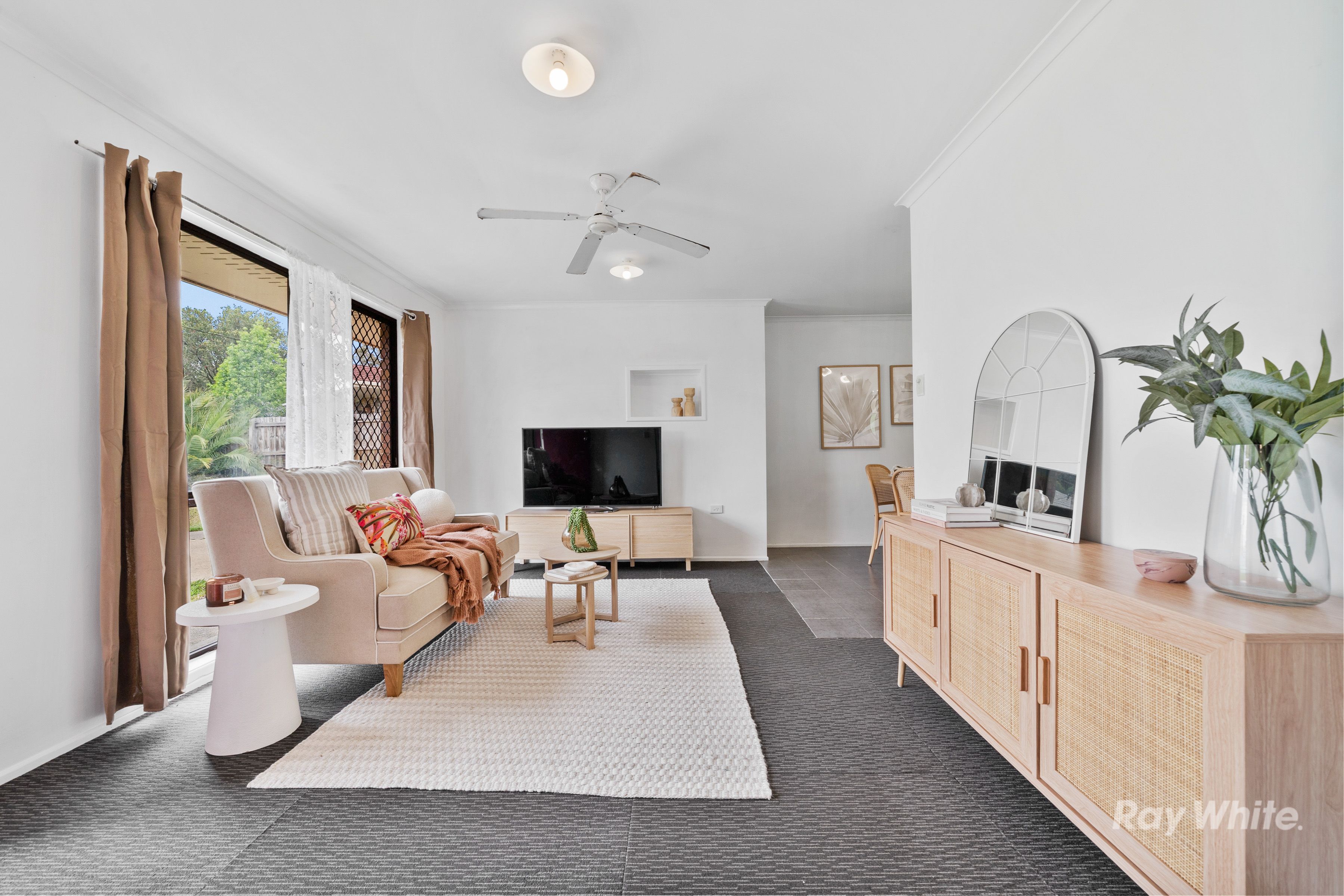 7 Dodds Court — photo 3 of 22