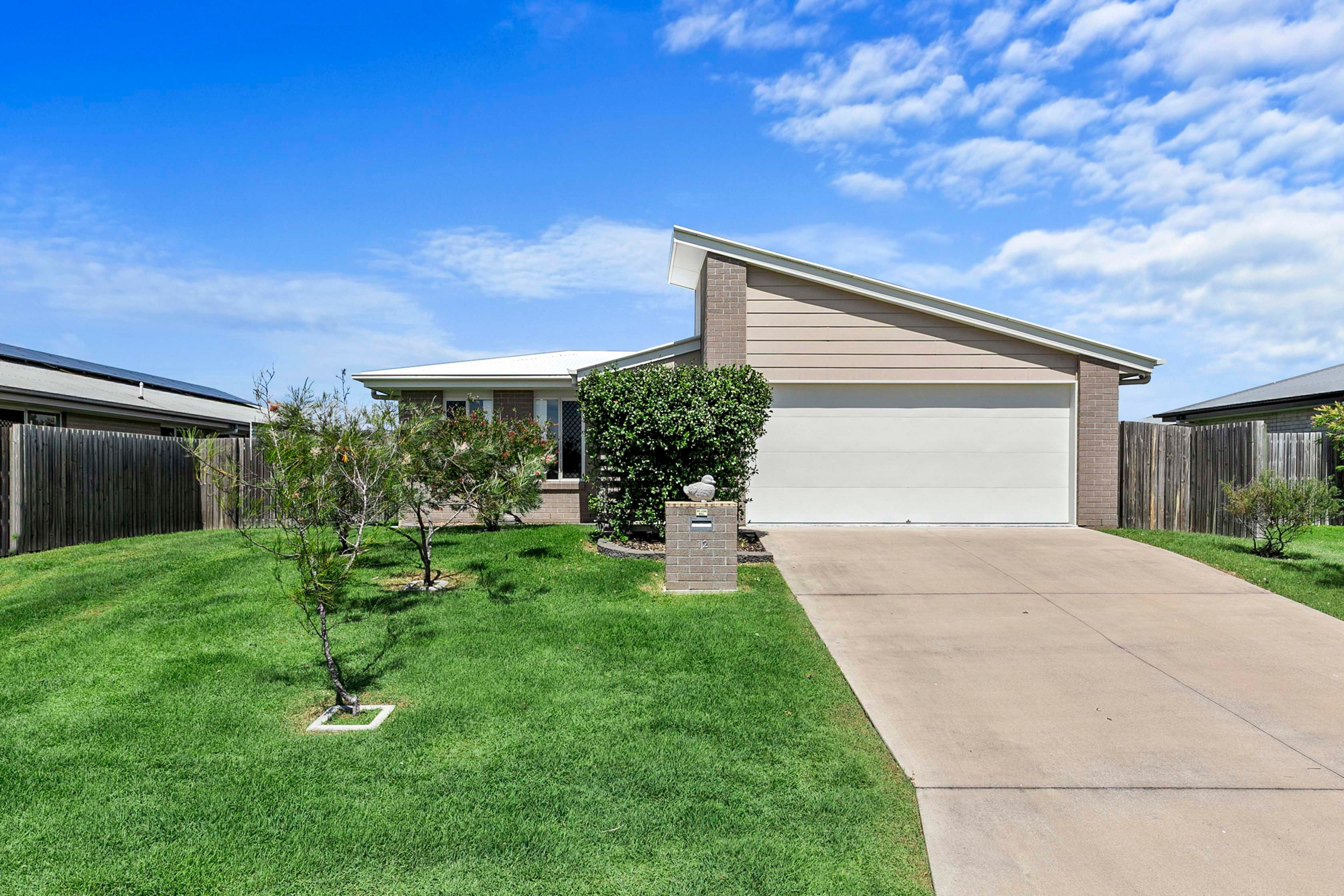 12 Robin Road, Kawungan QLD 4655