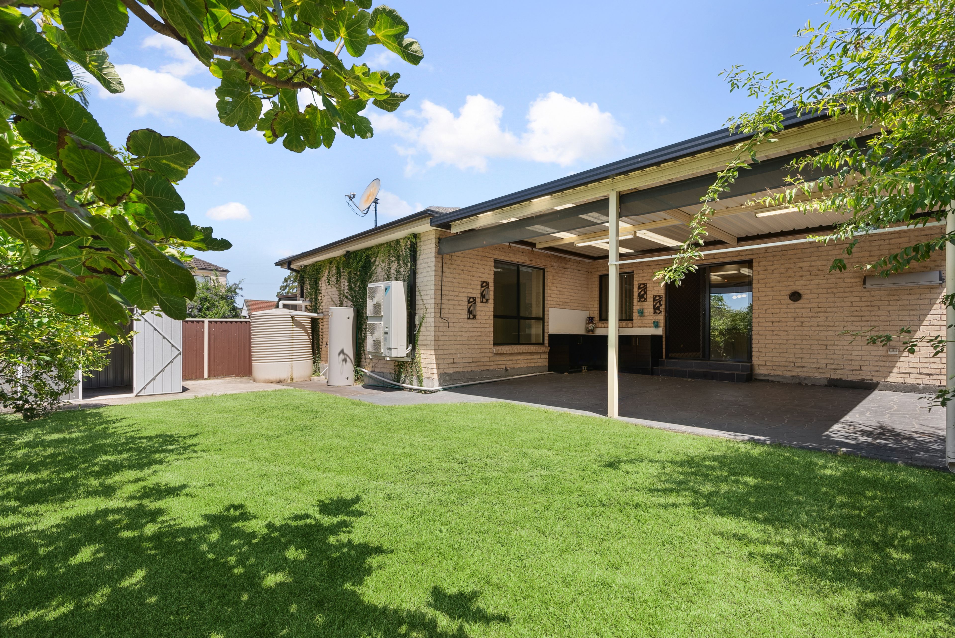 13 Leichhardt Avenue — photo 13 of 14