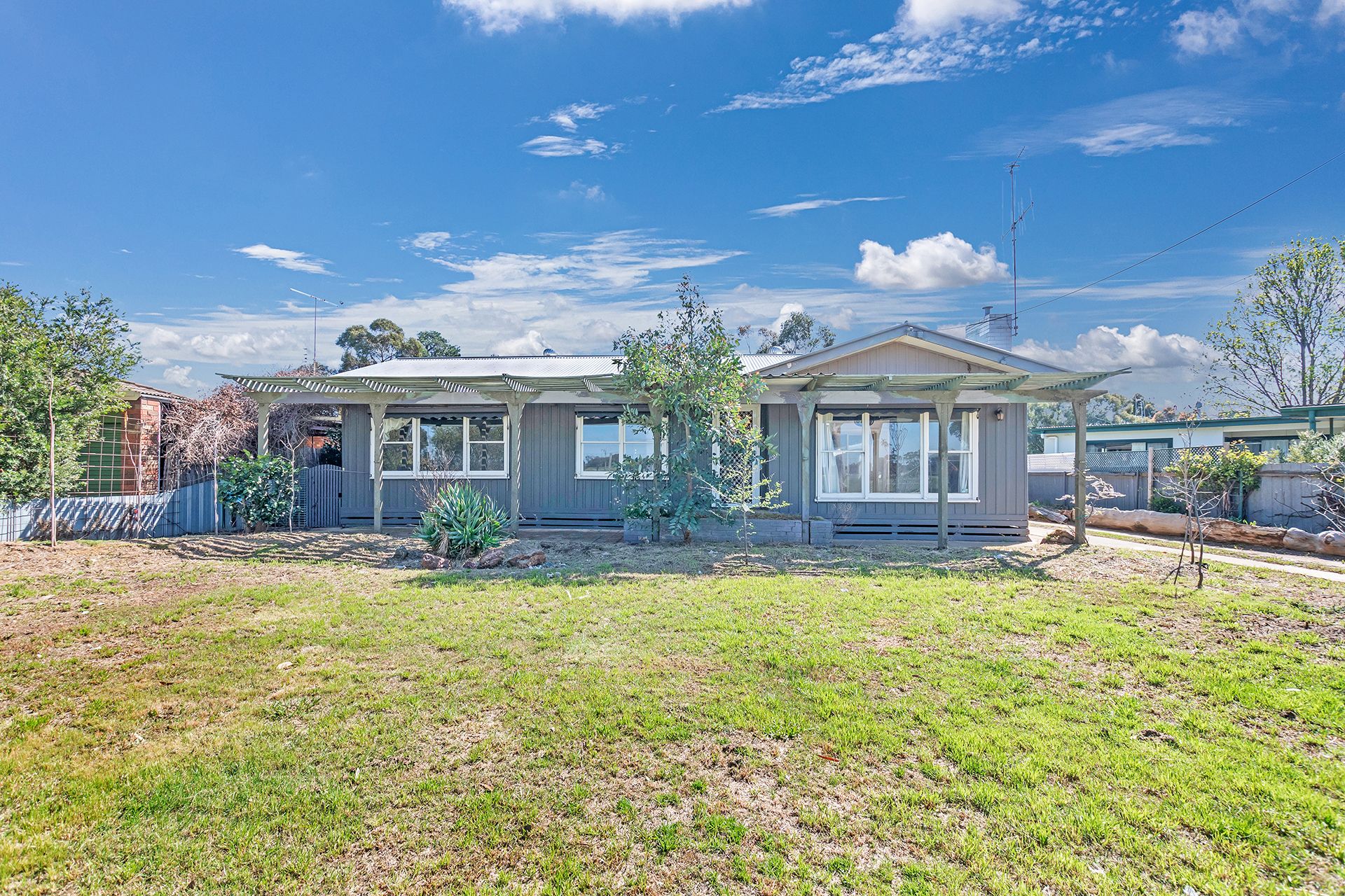 74 Mckenzie Street, Rochester VIC 3561