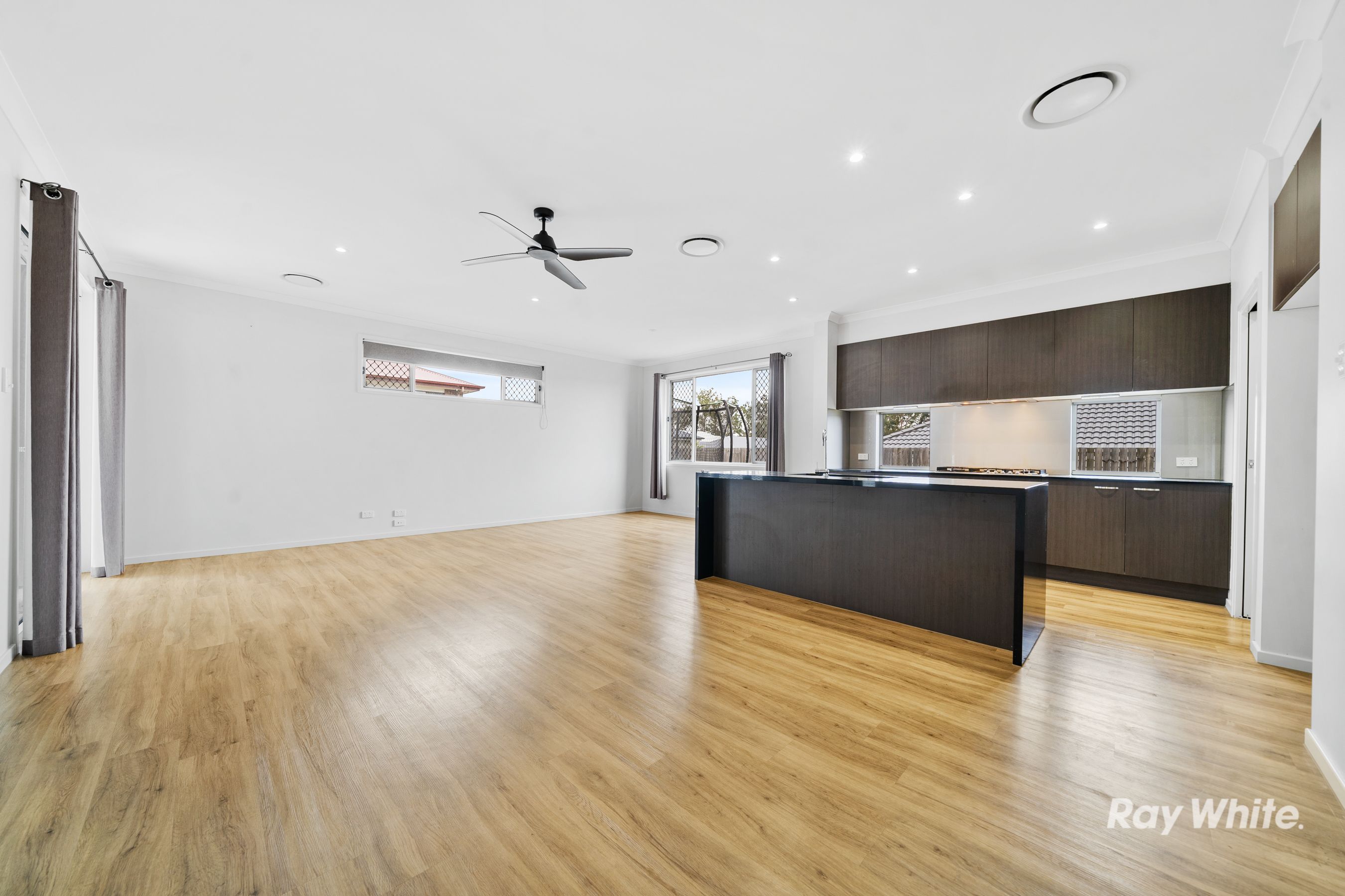 7 Applecross Circuit, SPRING MOUNTAIN, QLD 4300