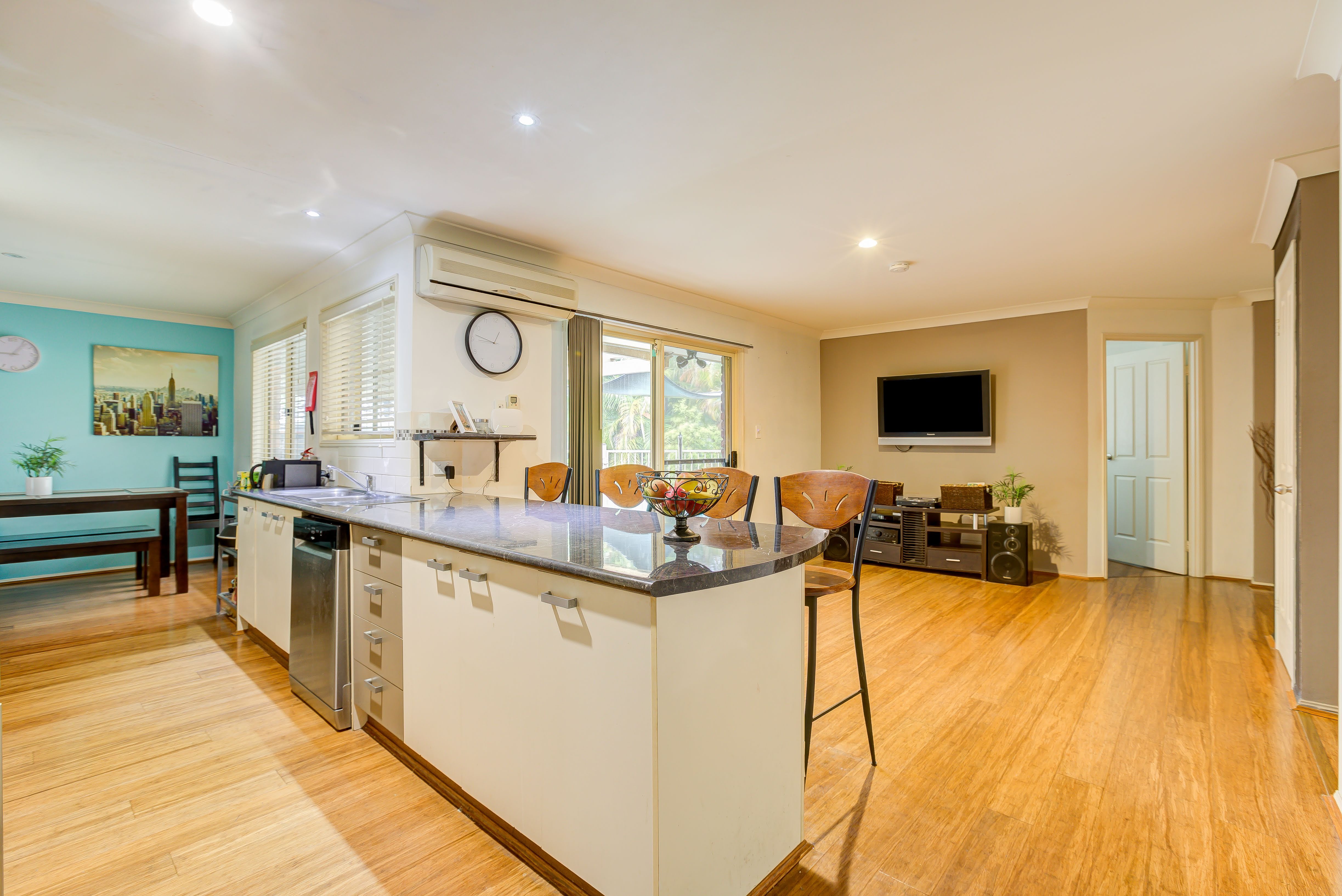 67 Galapagos Way, Pacific Pines, QLD 4211