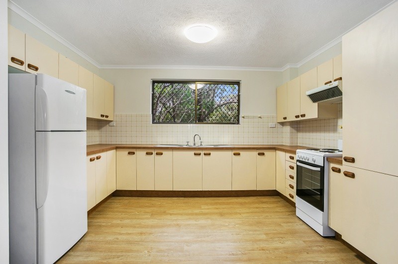 2/22 Rylatt Street, Indooroopilly, QLD 4068