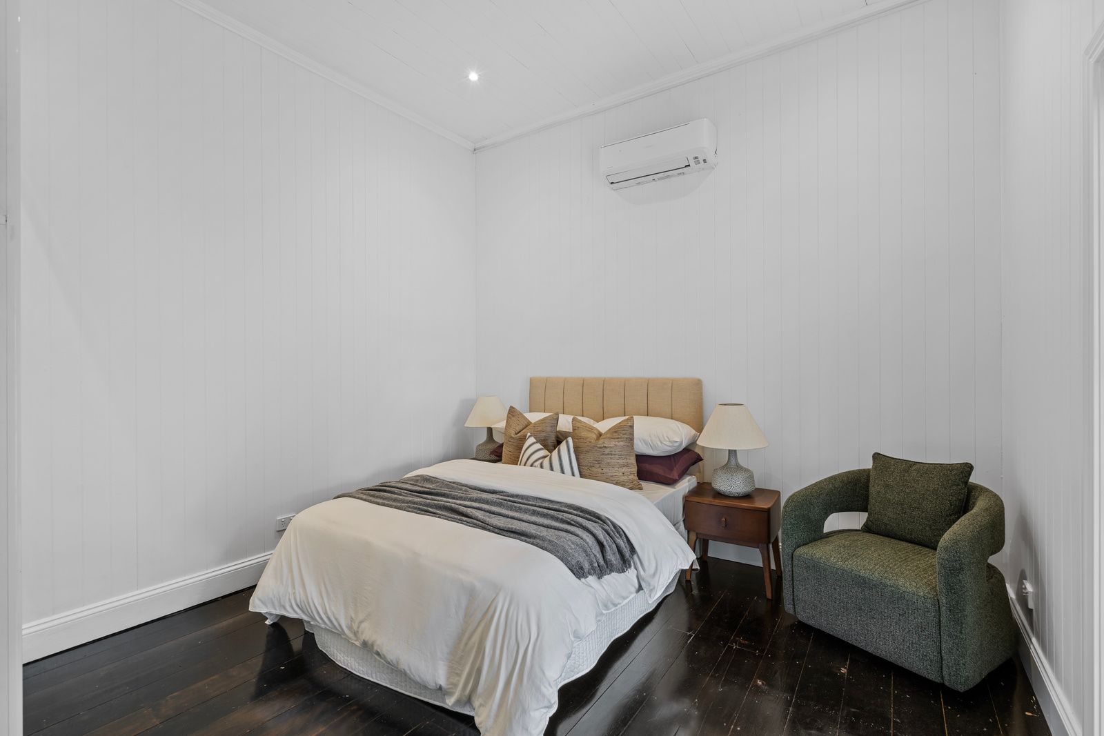 37 Eversley Terrace — photo 20 of 30