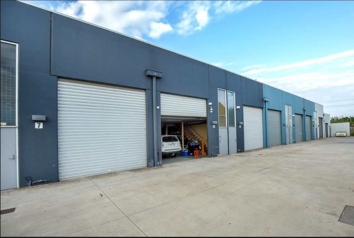 8/6 Lakeside Avenue, Reservoir, VIC 3073