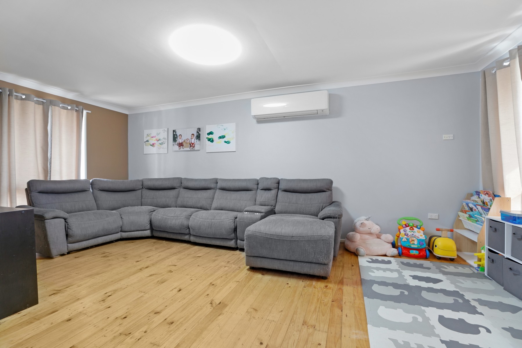 4 Milligan Road, Cranebrook, NSW 2749