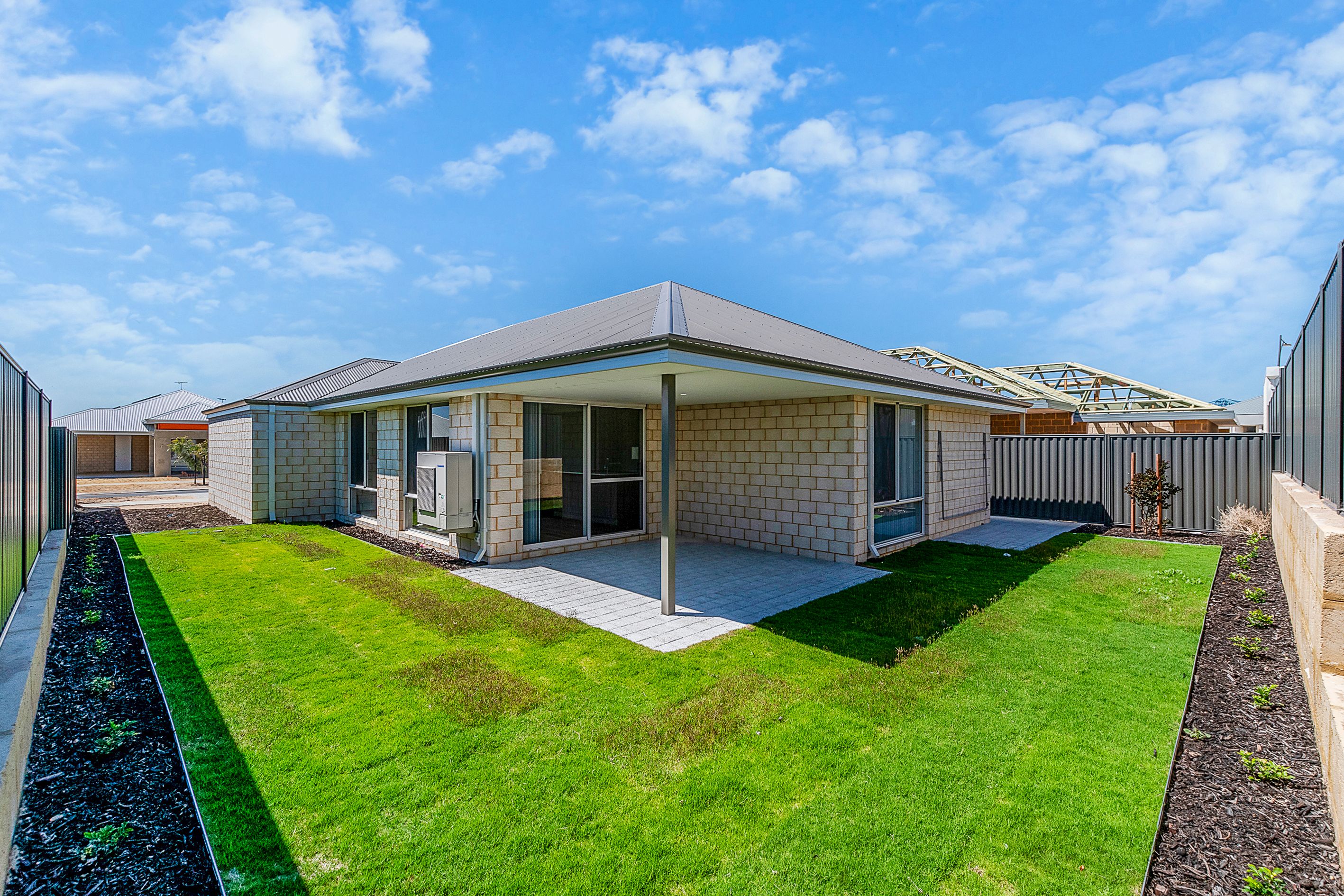 35 Huntington Street, Madora Bay, WA 6210