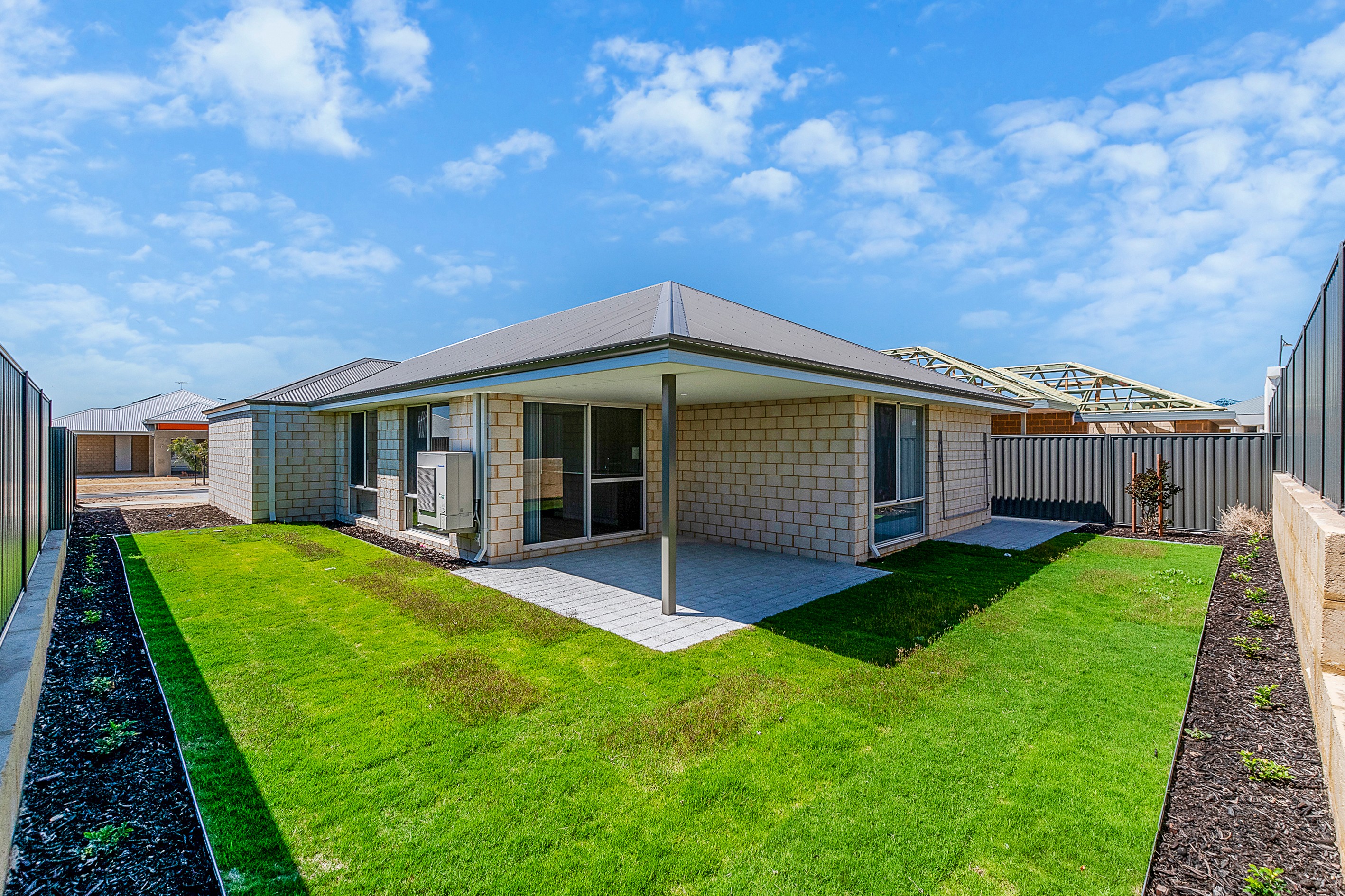 35 Huntington Street, Madora Bay, WA 6210