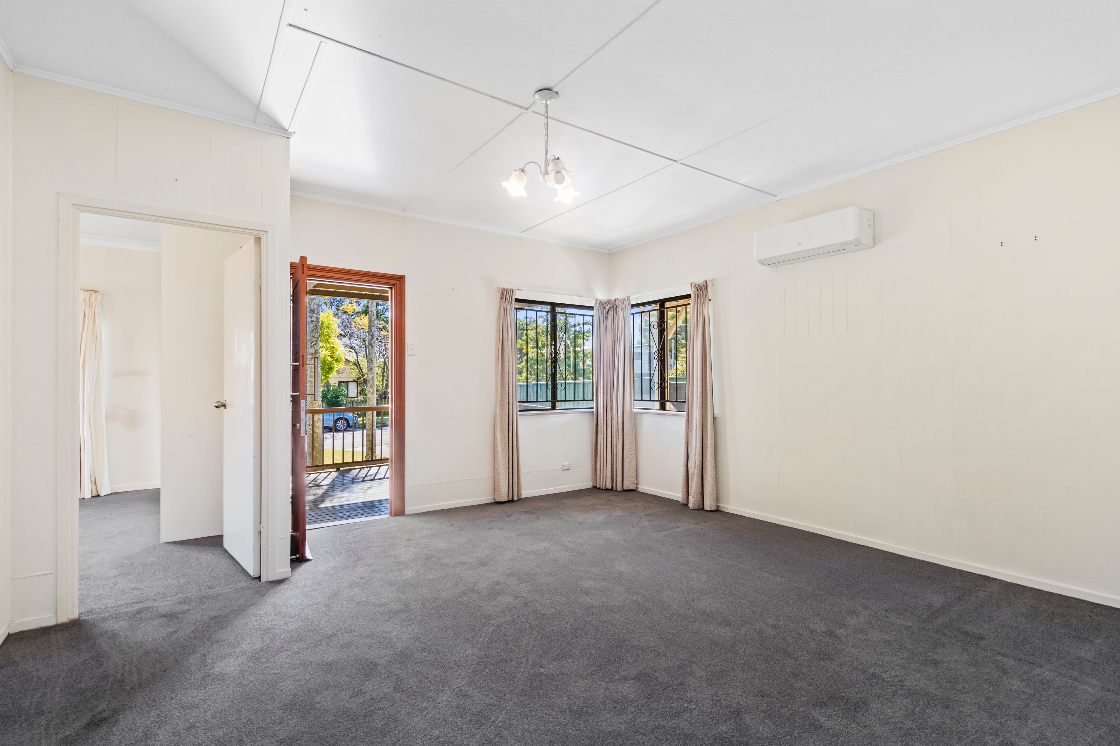 14 Hanify Street — photo 4 of 13