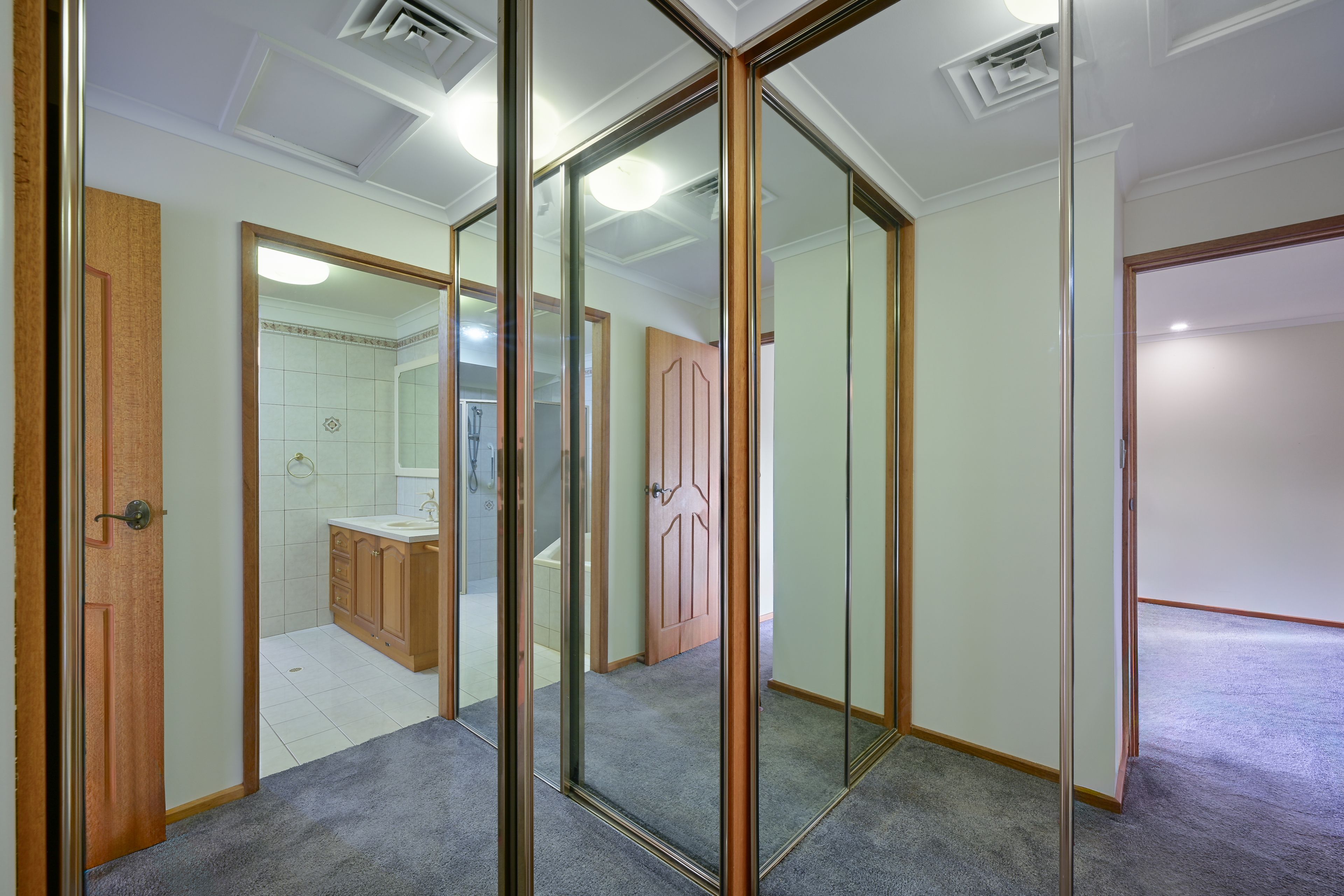 10 Tansell Street — photo 9 of 30