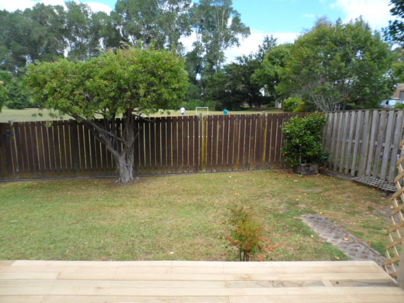 2/101 Prince Regent Drive, Half Moon Bay, Manukau City
