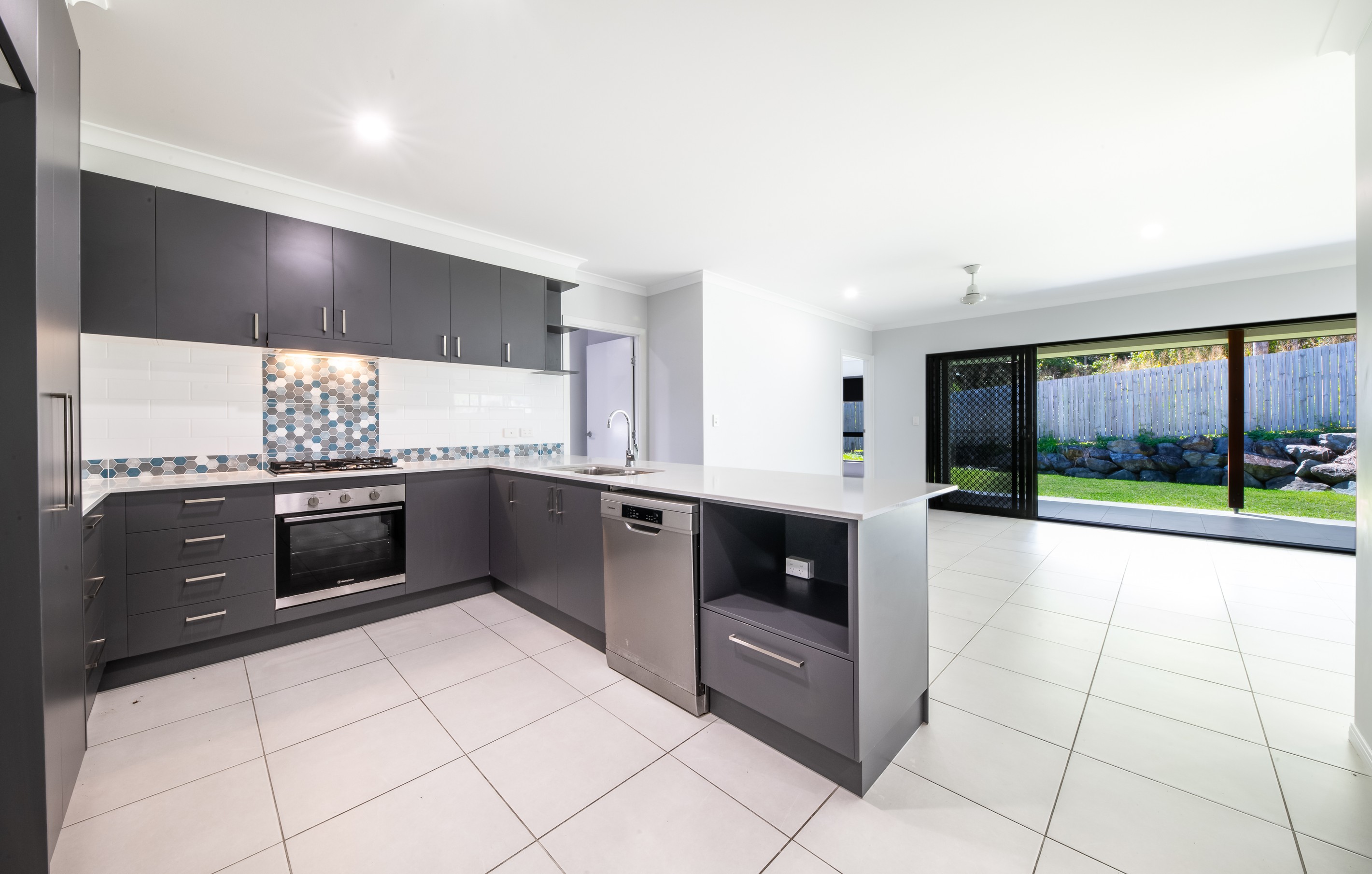 81 Trader Crescent, Cannonvale, QLD 4802