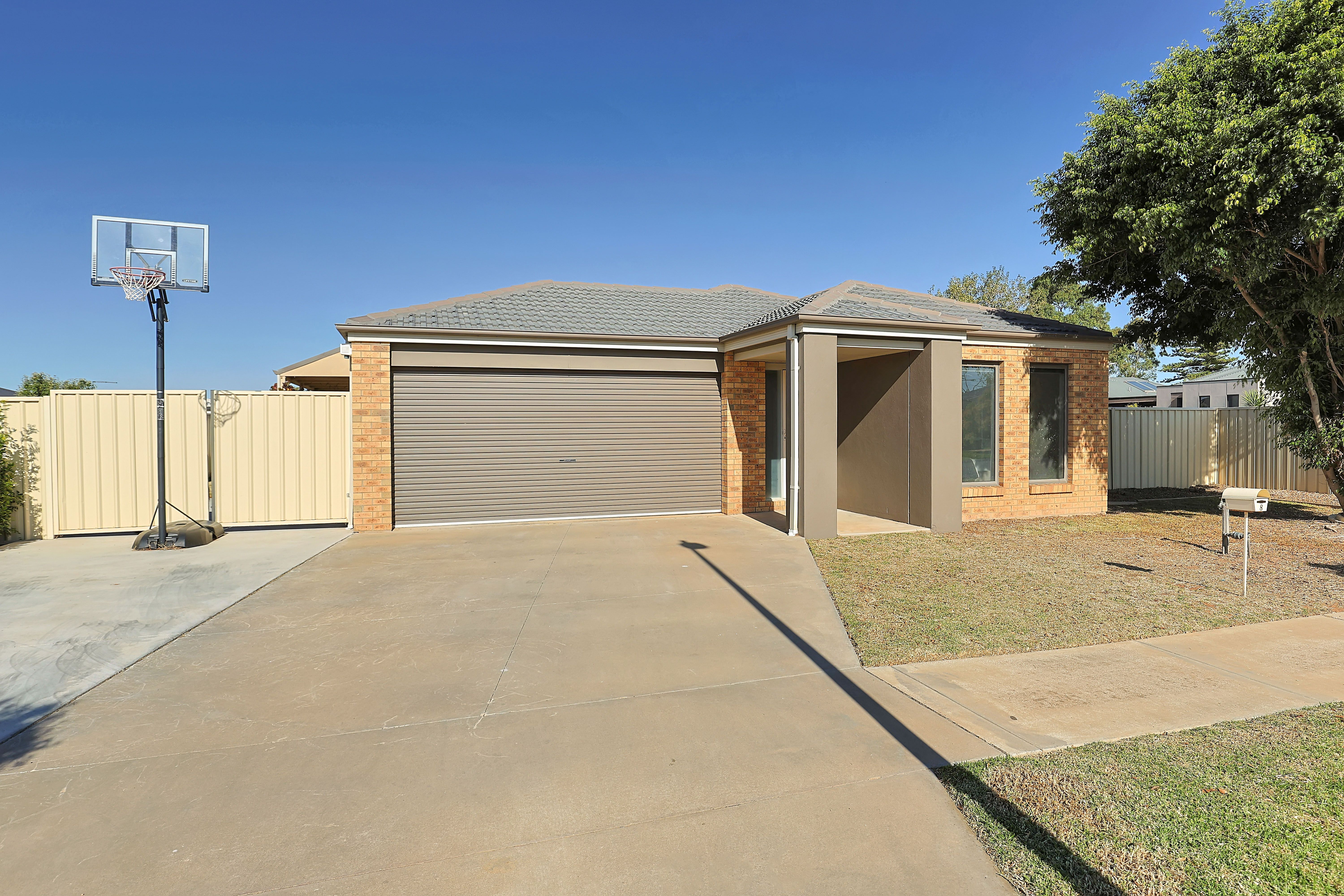 8 Chardonnay Drive, Mildura, VIC 3500