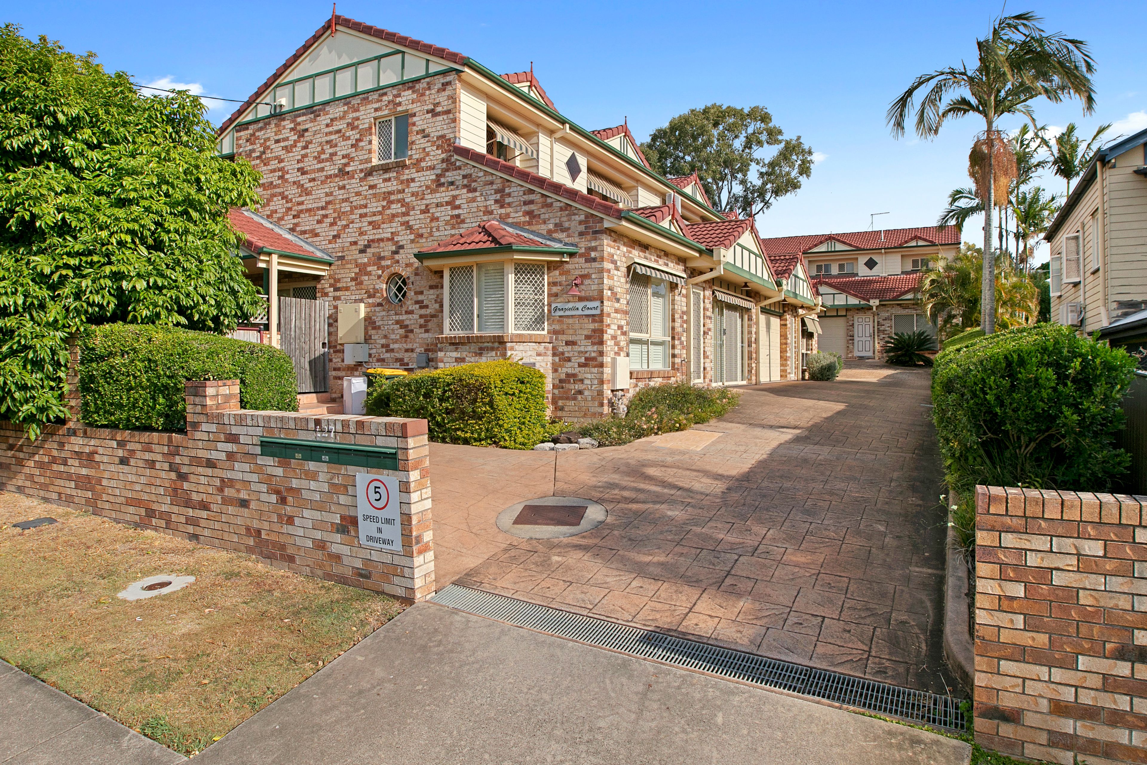 127 Chester Road, Annerley QLD 4103