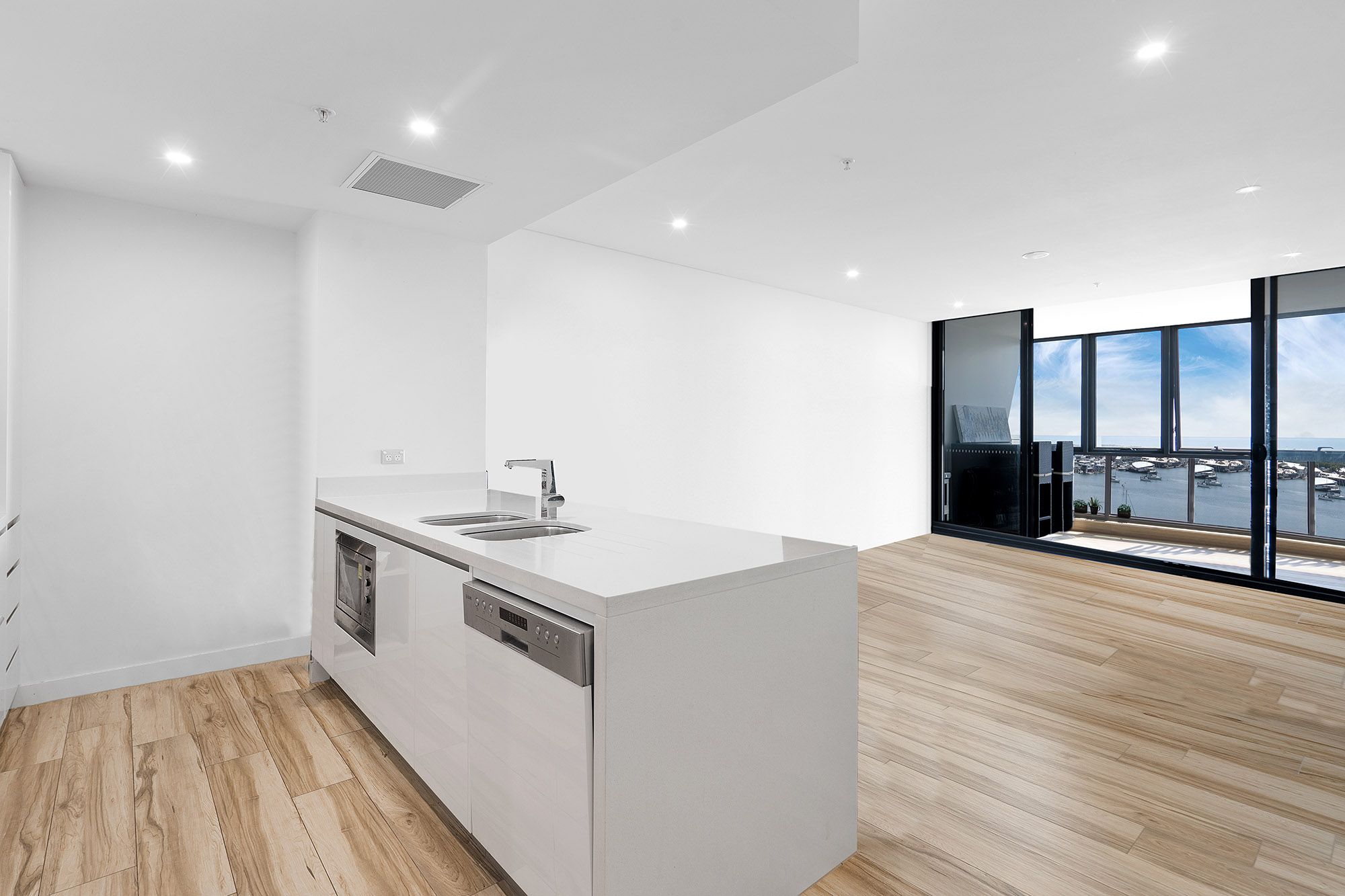 1312/2 Como Crescent, Southport, QLD 4215