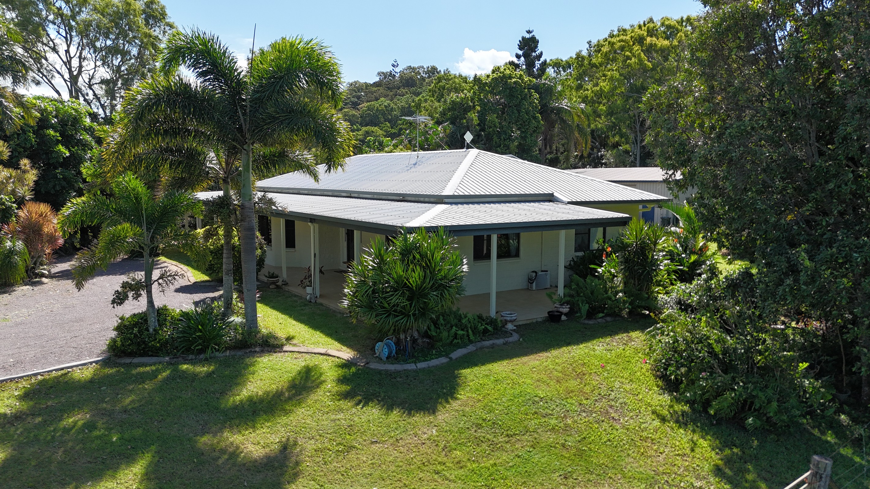 26 Corbys Road, Grasstree Beach, QLD 4740