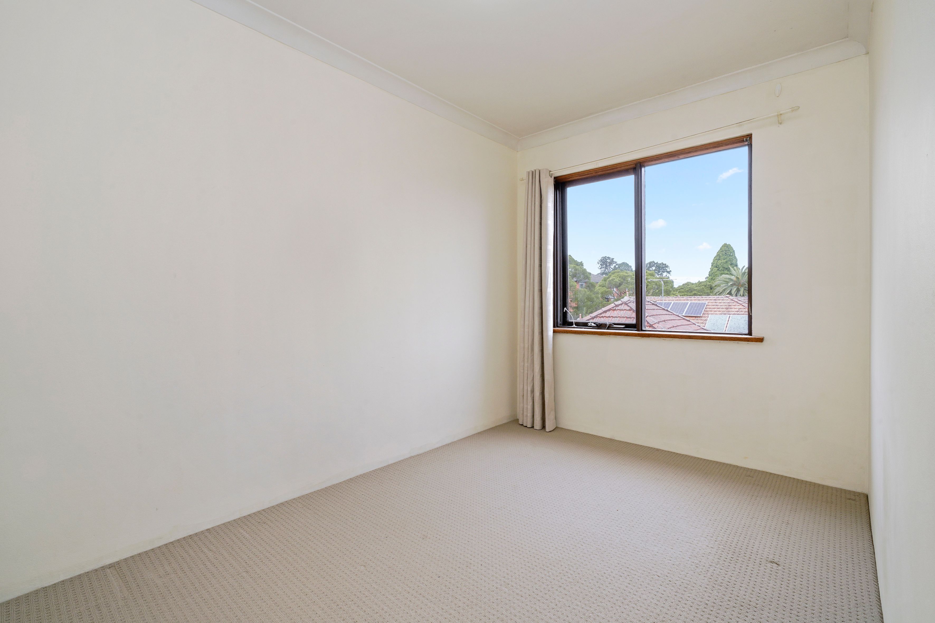 3/90 Charlotte Street — photo 3 of 6