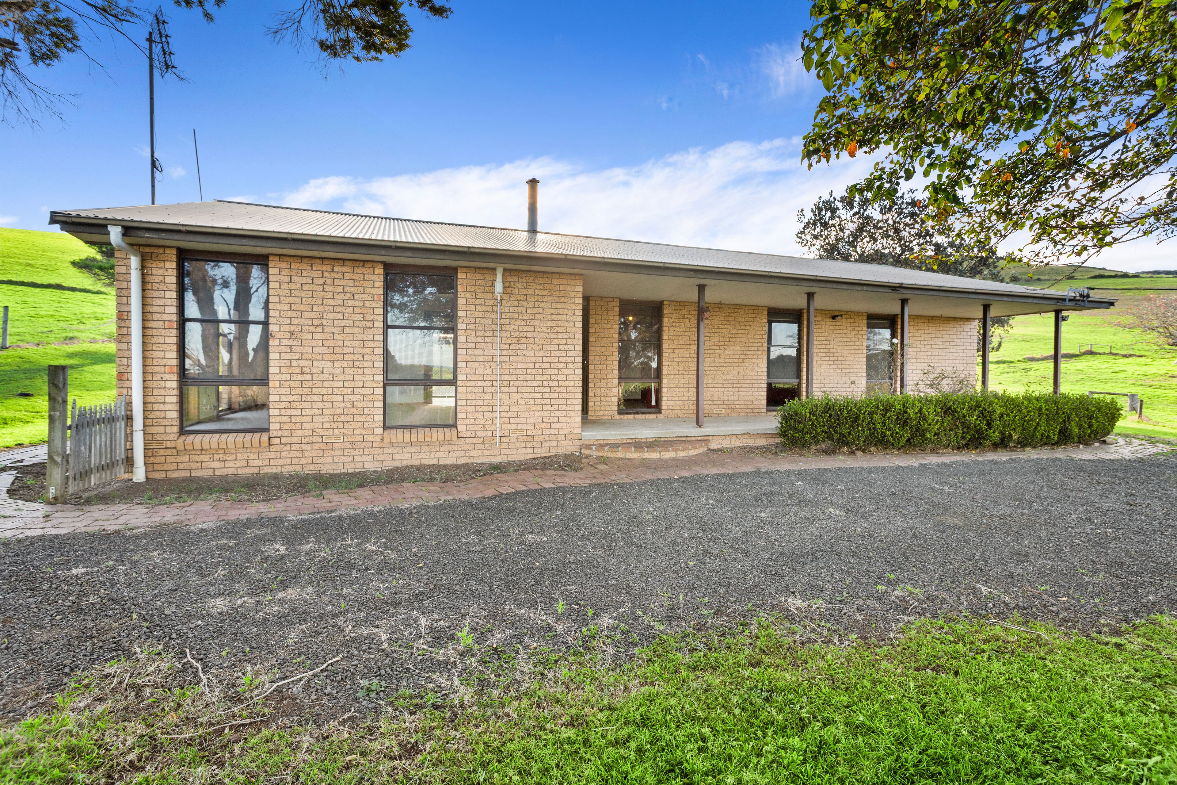 'The Hill Block' 130 Rose Valley Road — photo 11 of 13