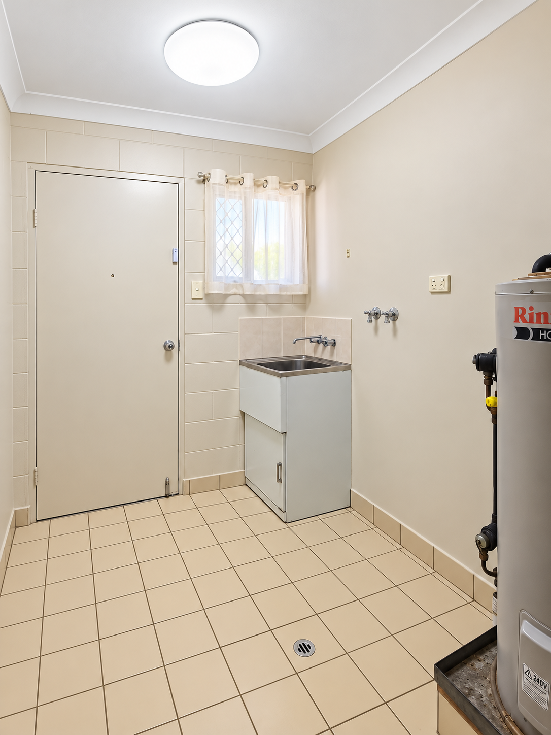 45 Hinchinbrook Drive — photo 10 of 11
