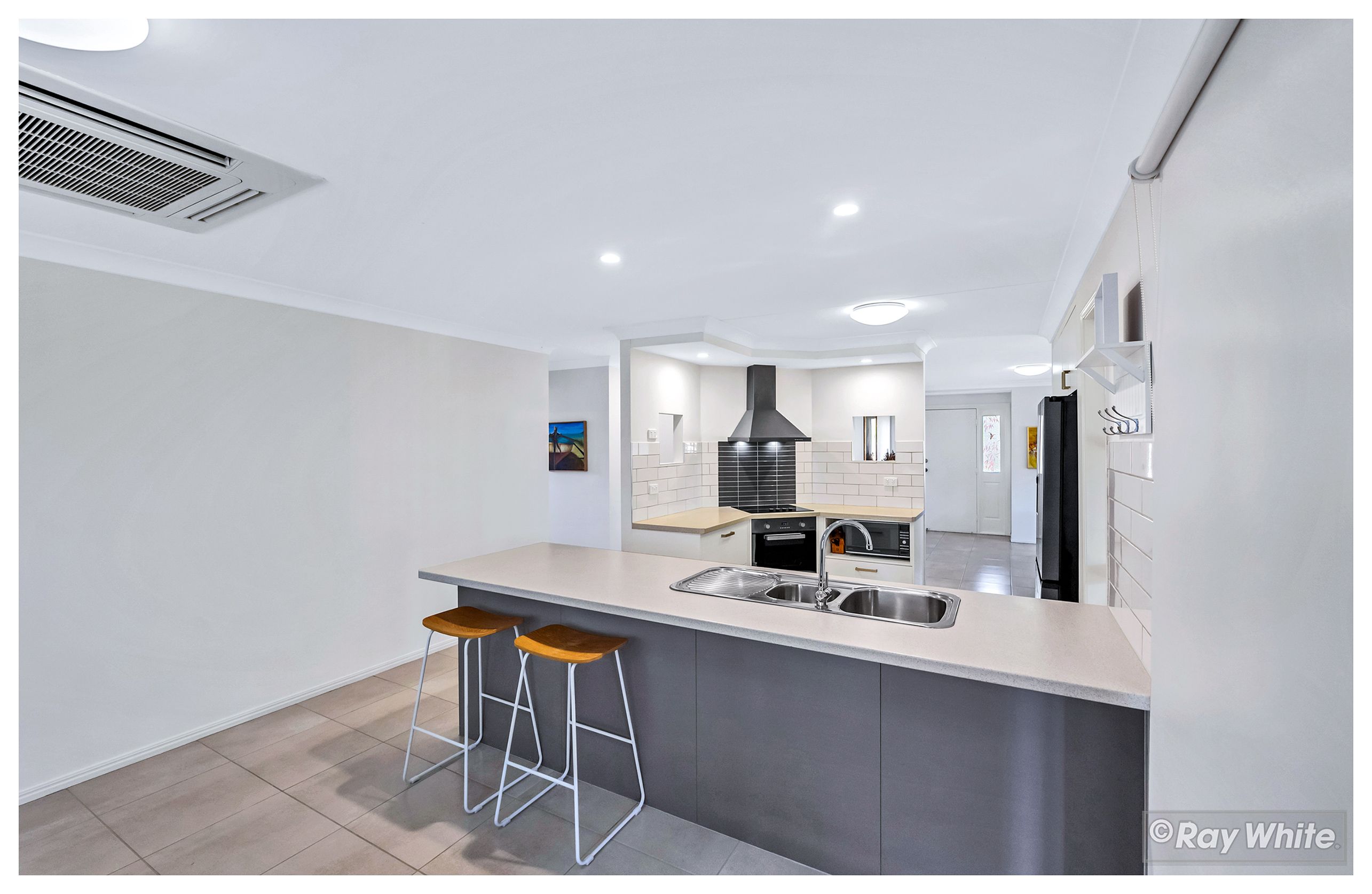 9 Belmont Road, Parkhurst, QLD 4702