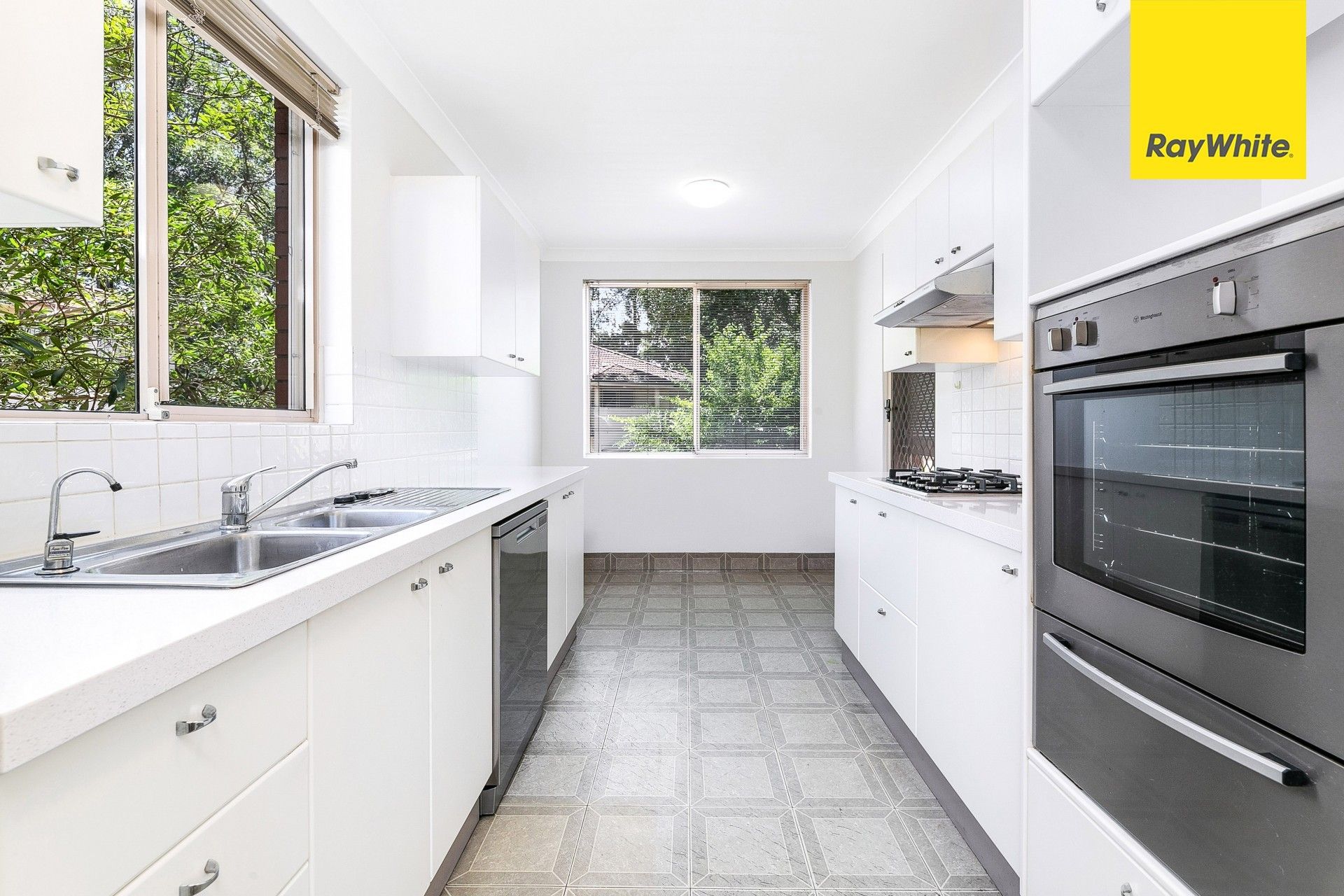 2/37-47 Lancaster Drive, Marsfield, NSW 2122
