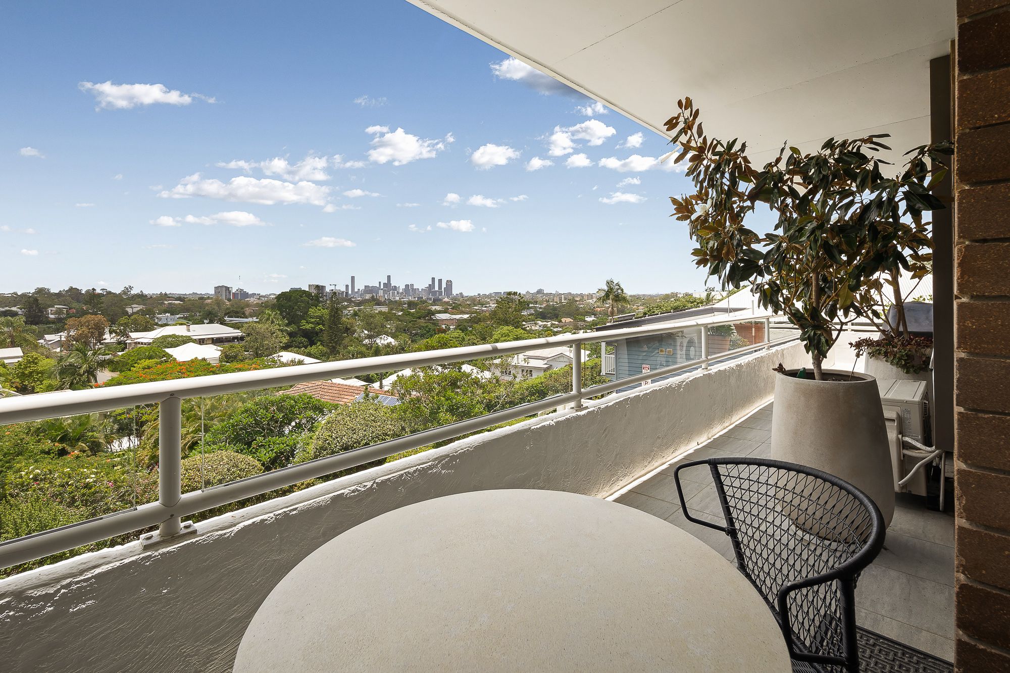 2/70 Swann Road, Taringa, QLD 4068