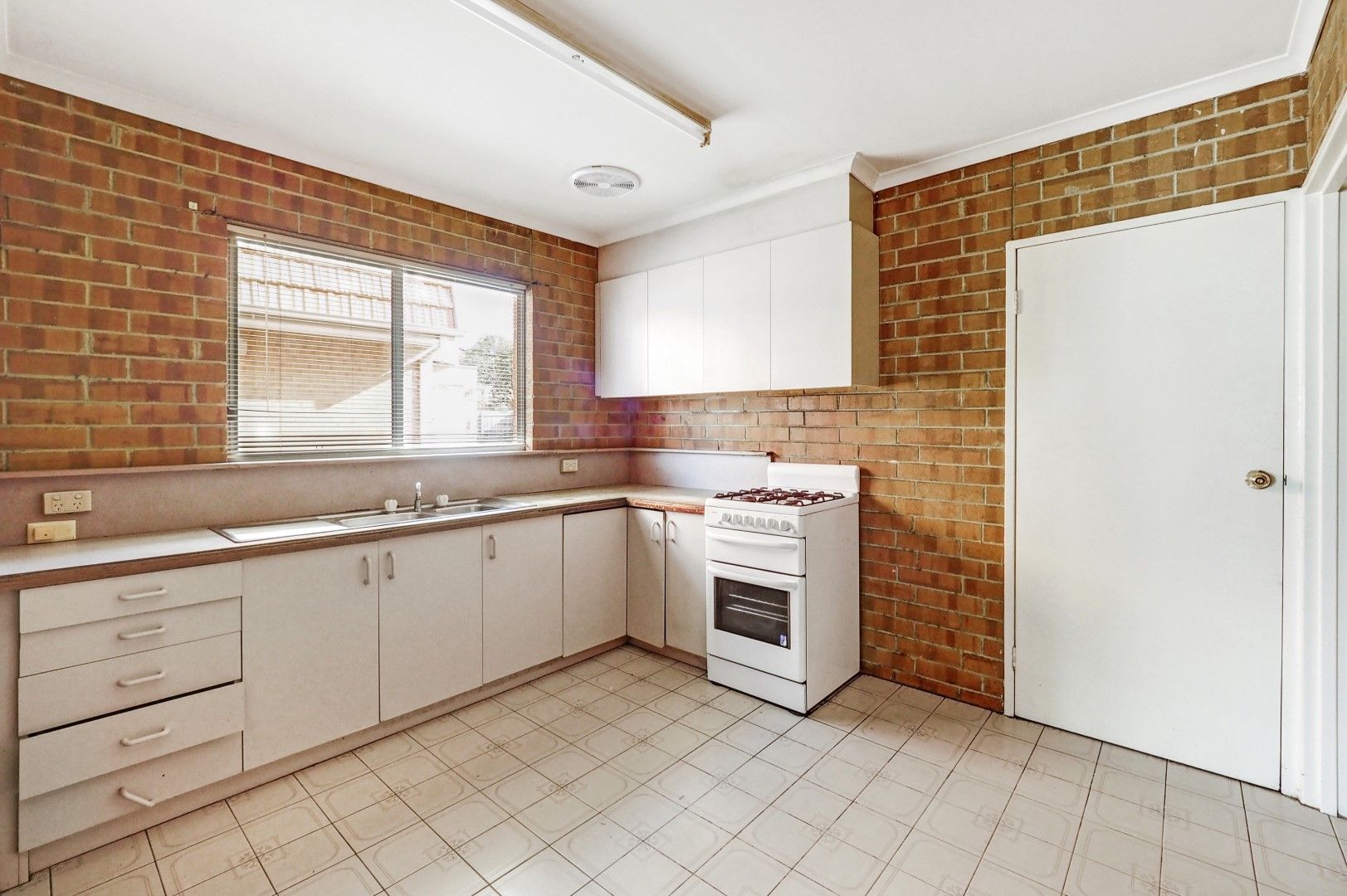 2/16 Allan Street, Noble Park, VIC 3174