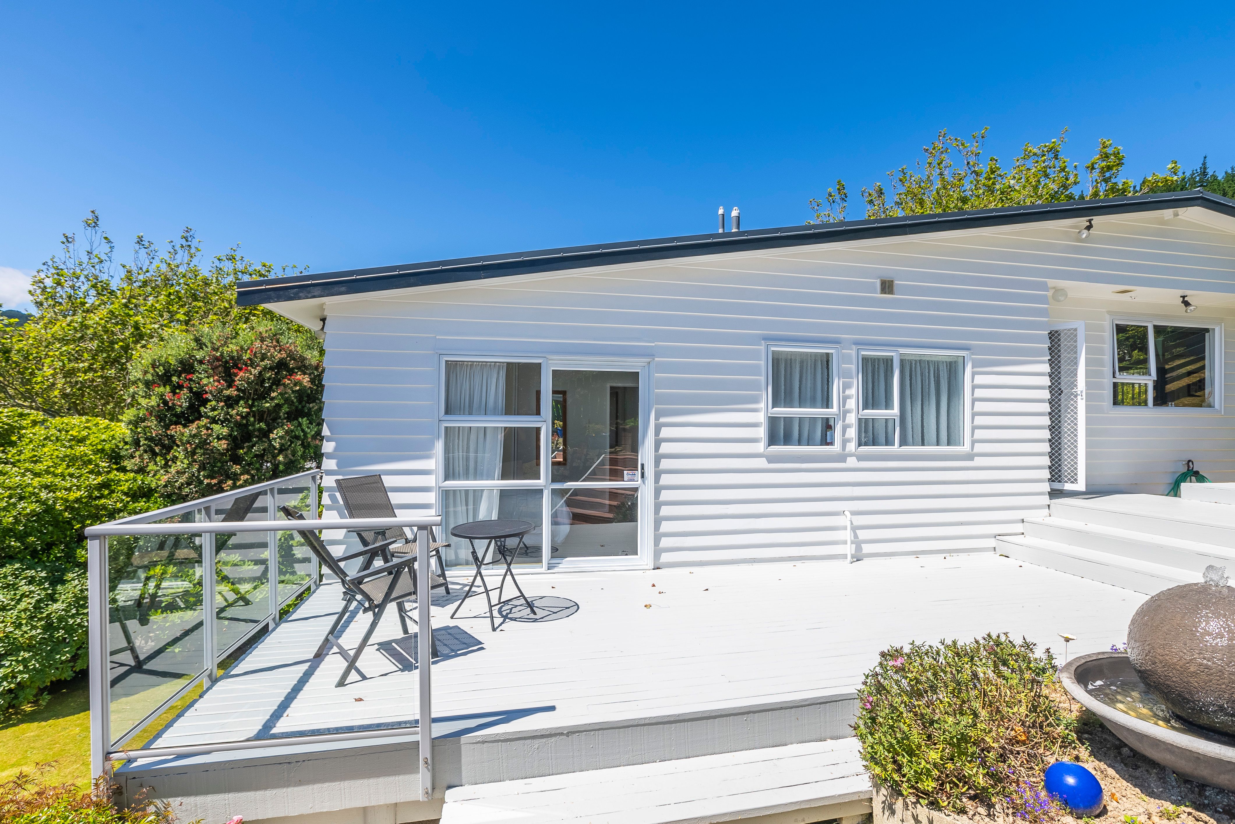 4 Sunrise Boulevard, Tawa, Wellington City