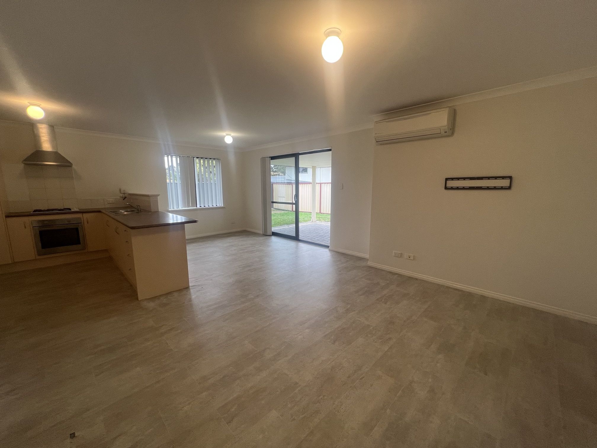 54a Brazier Street — photo 6 of 13