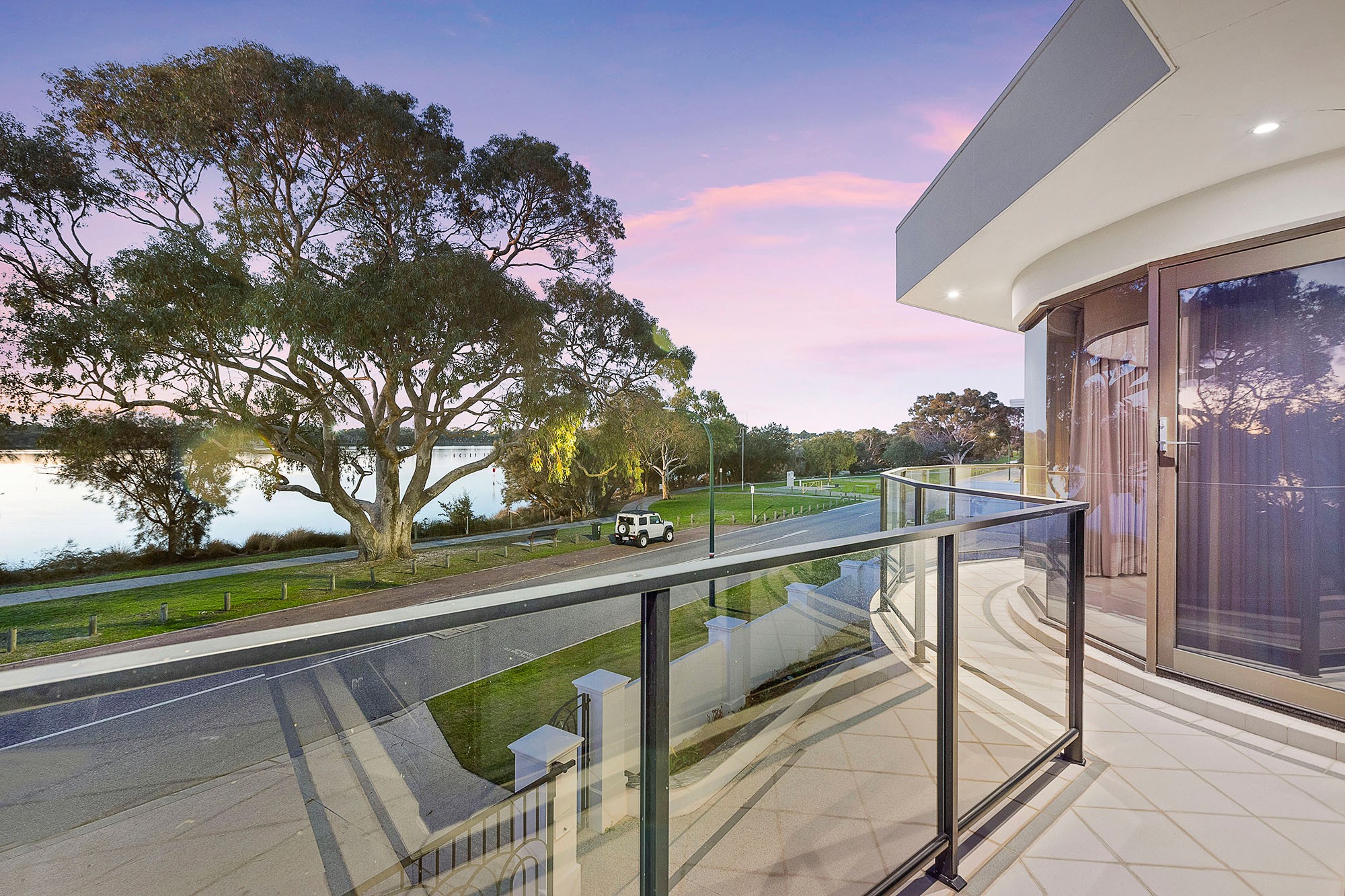 299 Riverton Drive North, Shelley, WA 6148