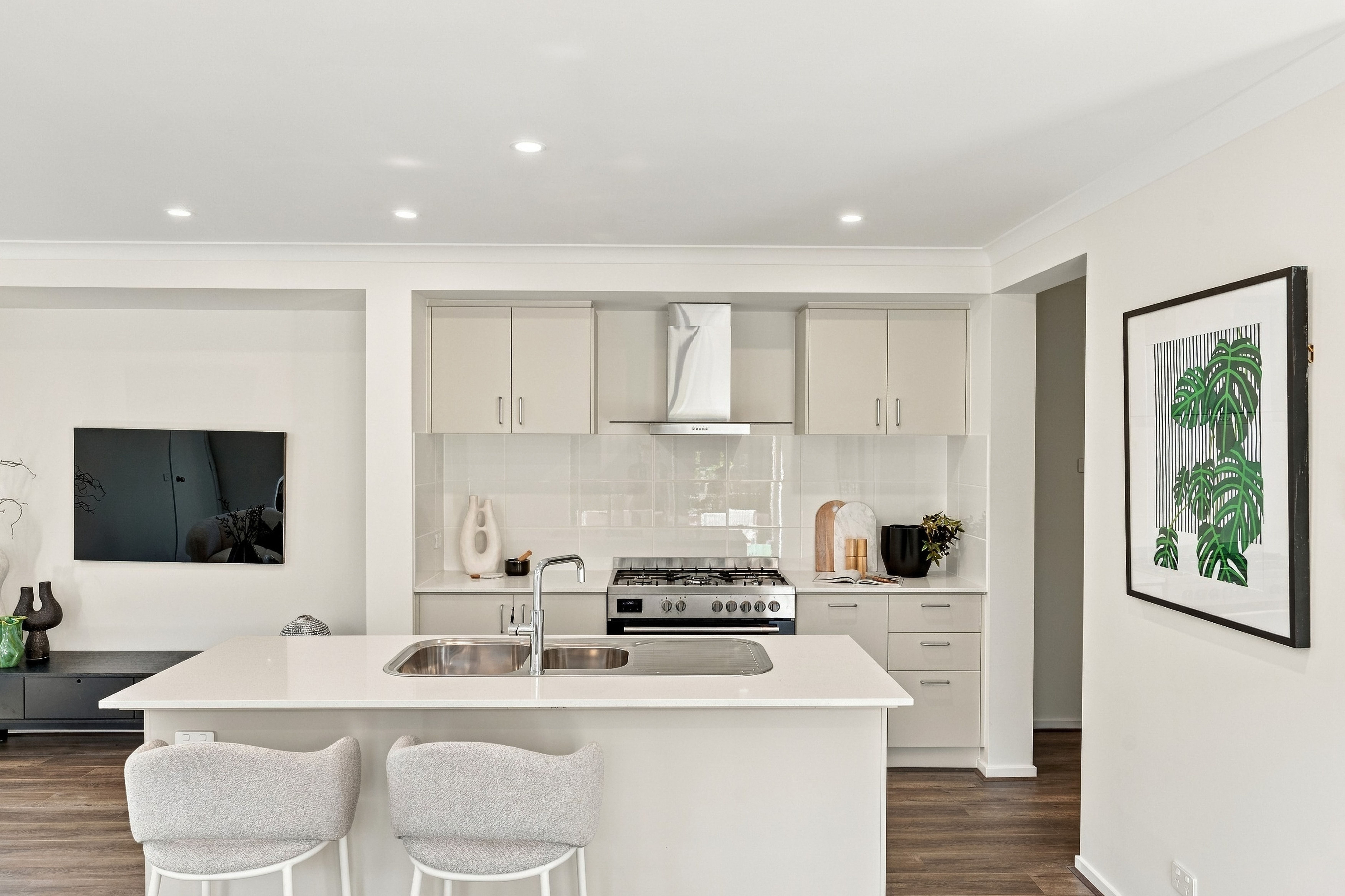 1&2/30 Allenby Avenue — photo 4 of 30