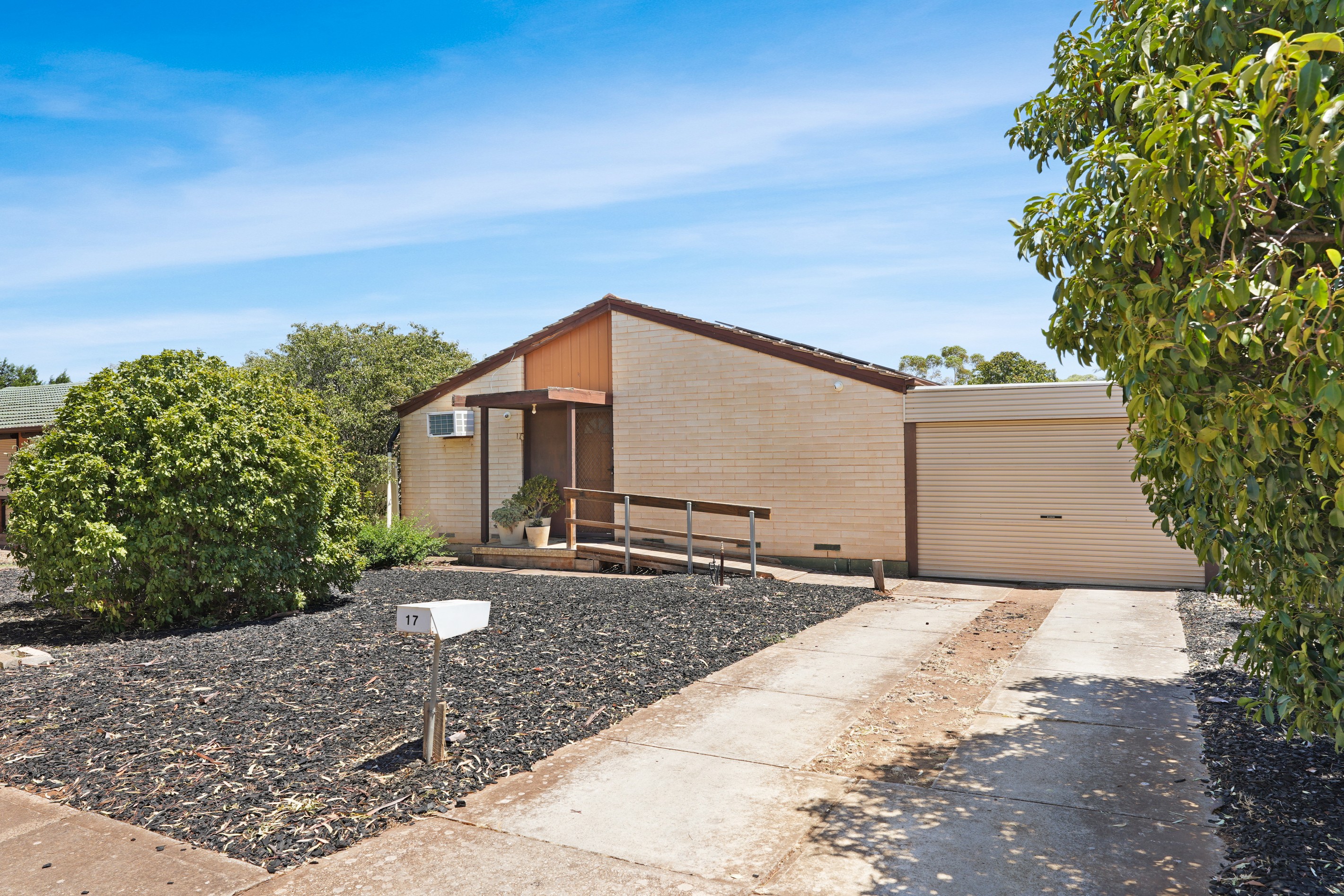 17 Carcoola Road, Munno Para, SA 5115