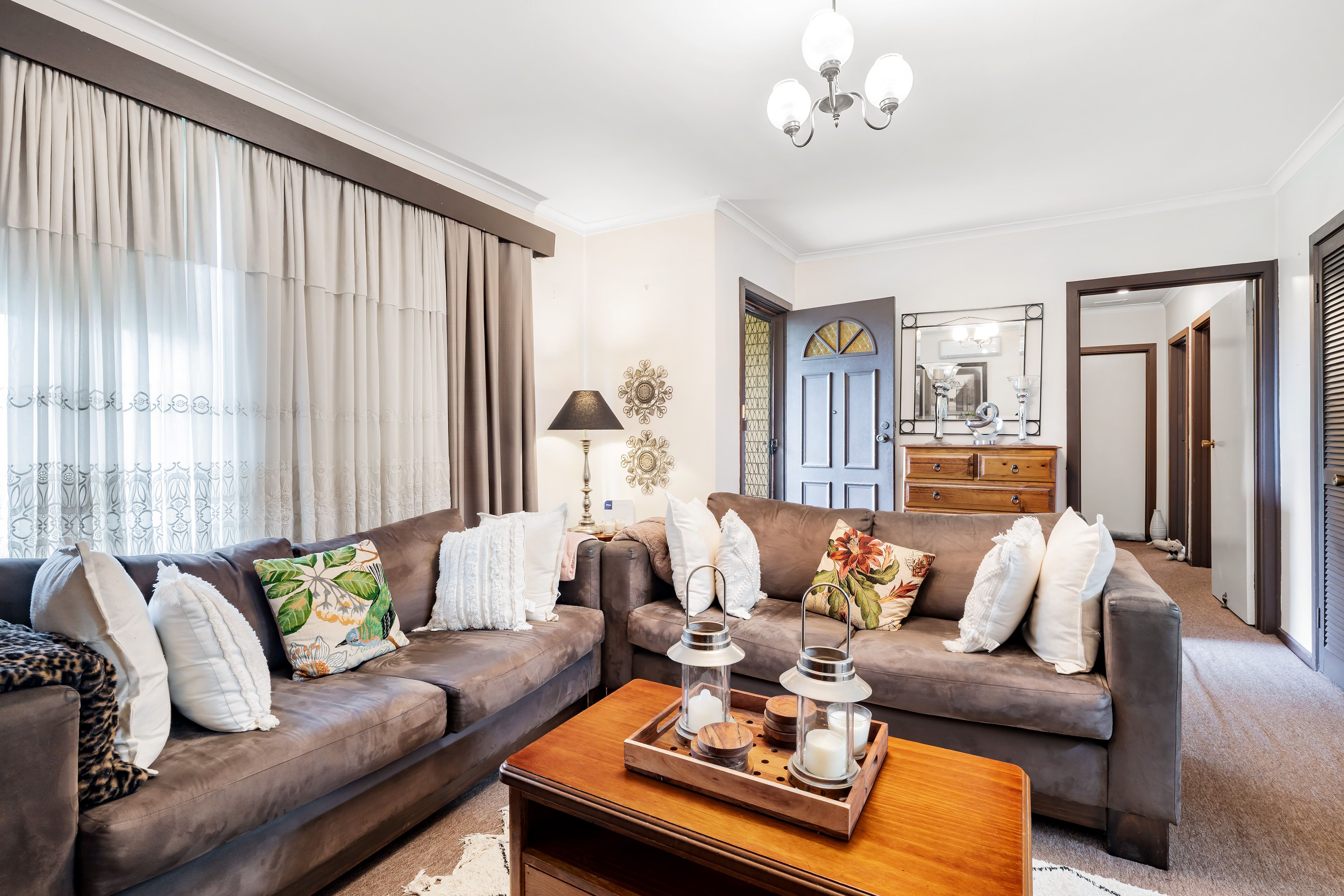 1/13 Crewe Road, Hughesdale, VIC 3166