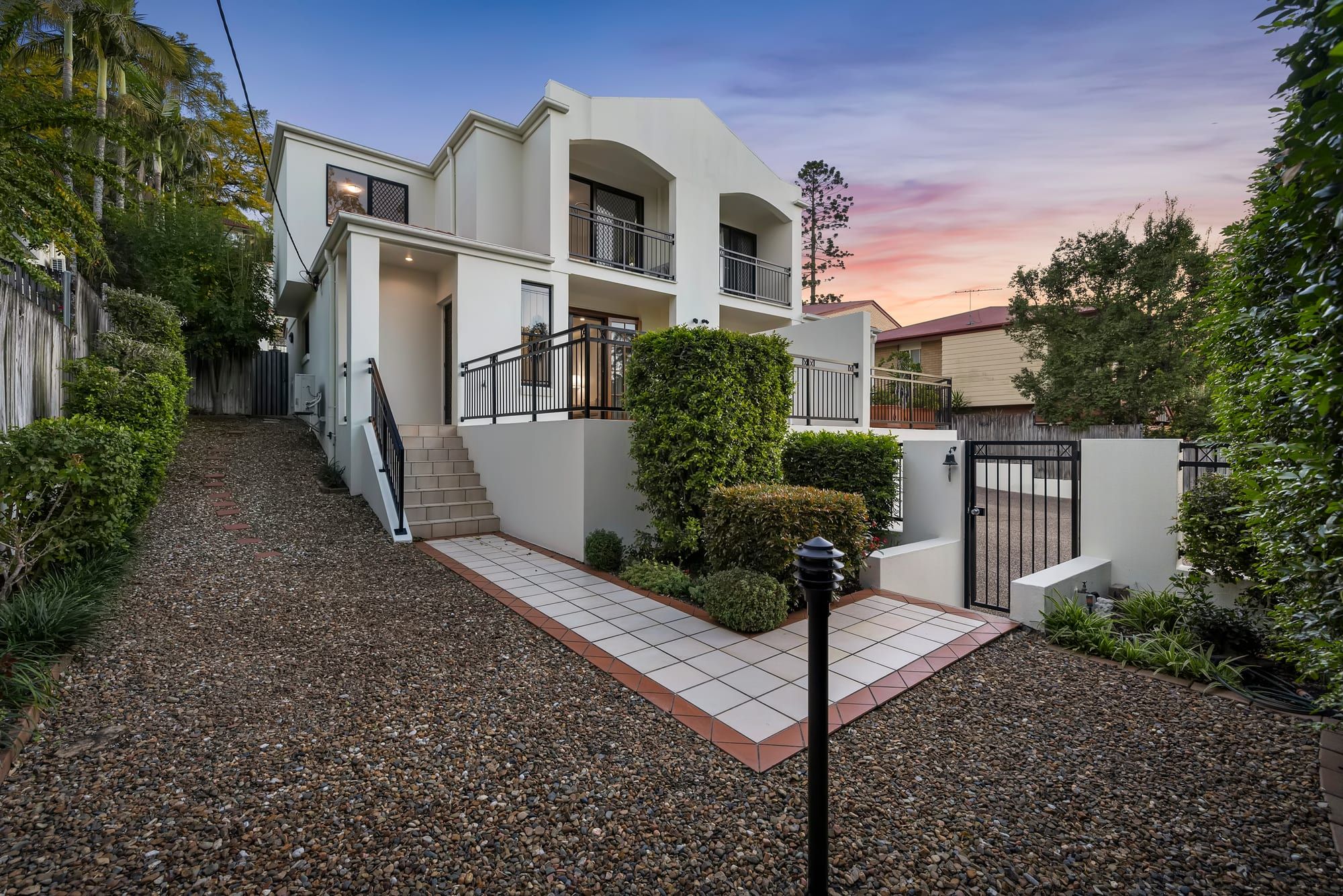 2/7 Indooroopilly Road, Taringa, QLD 4068