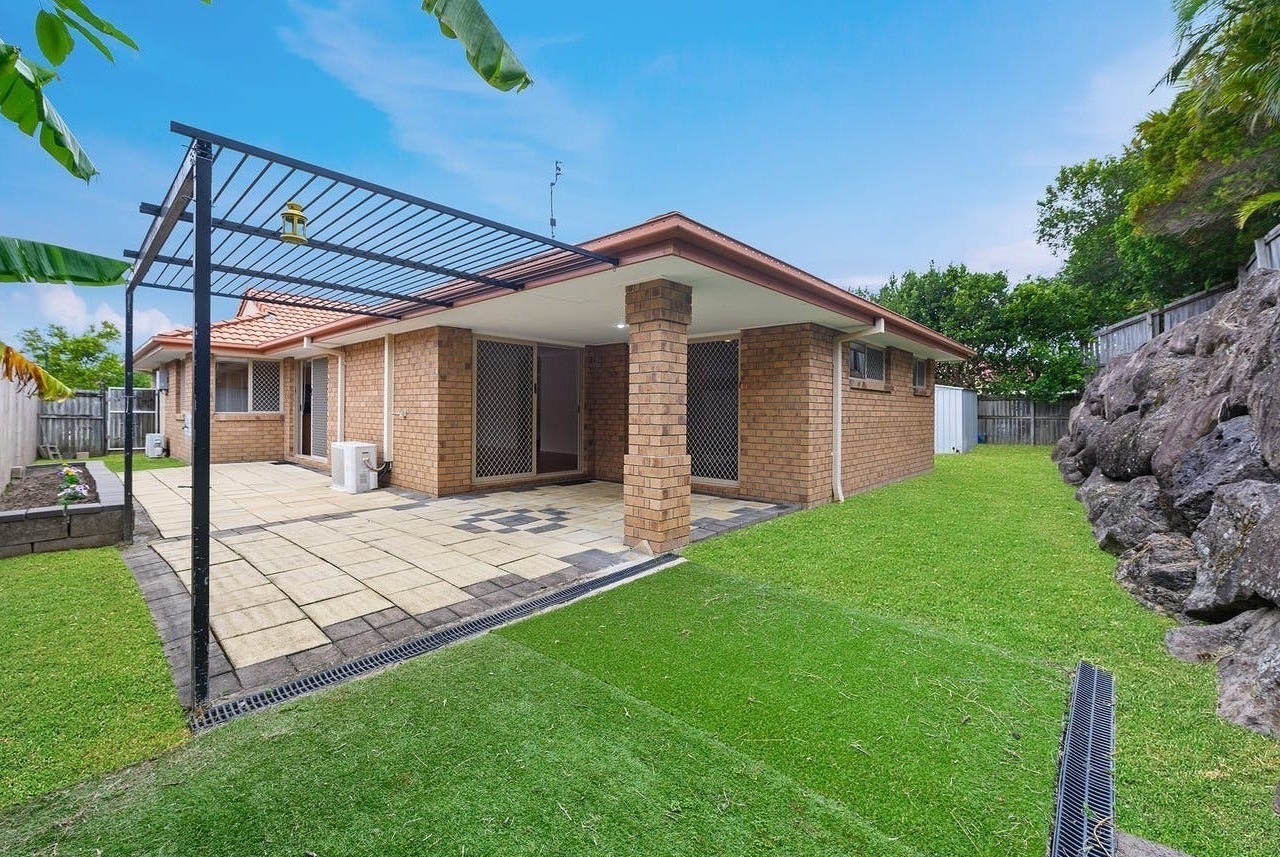 85 Crestwood Drive, Molendinar, QLD 4214