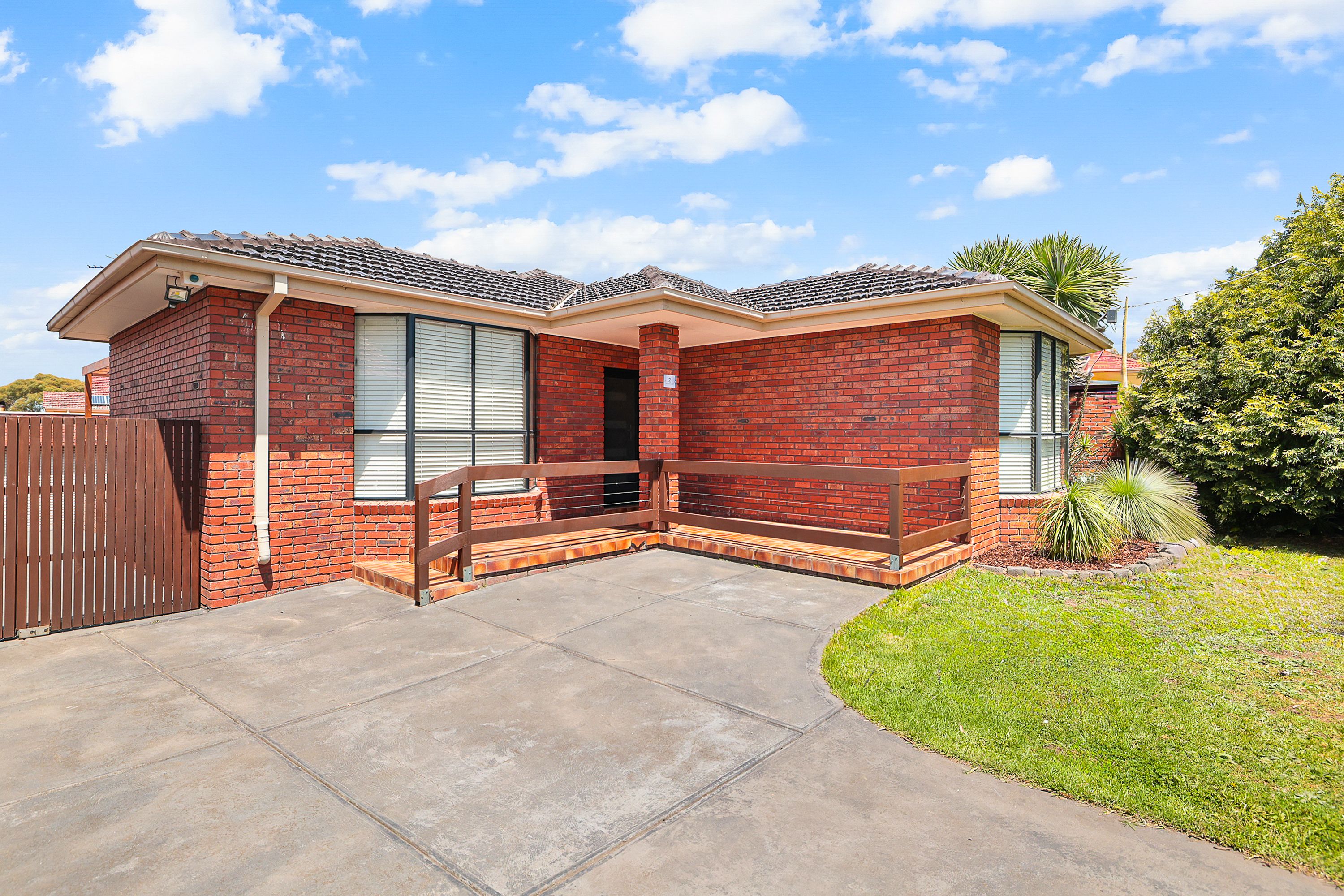 2 Moffat Court, Greenvale, VIC 3059