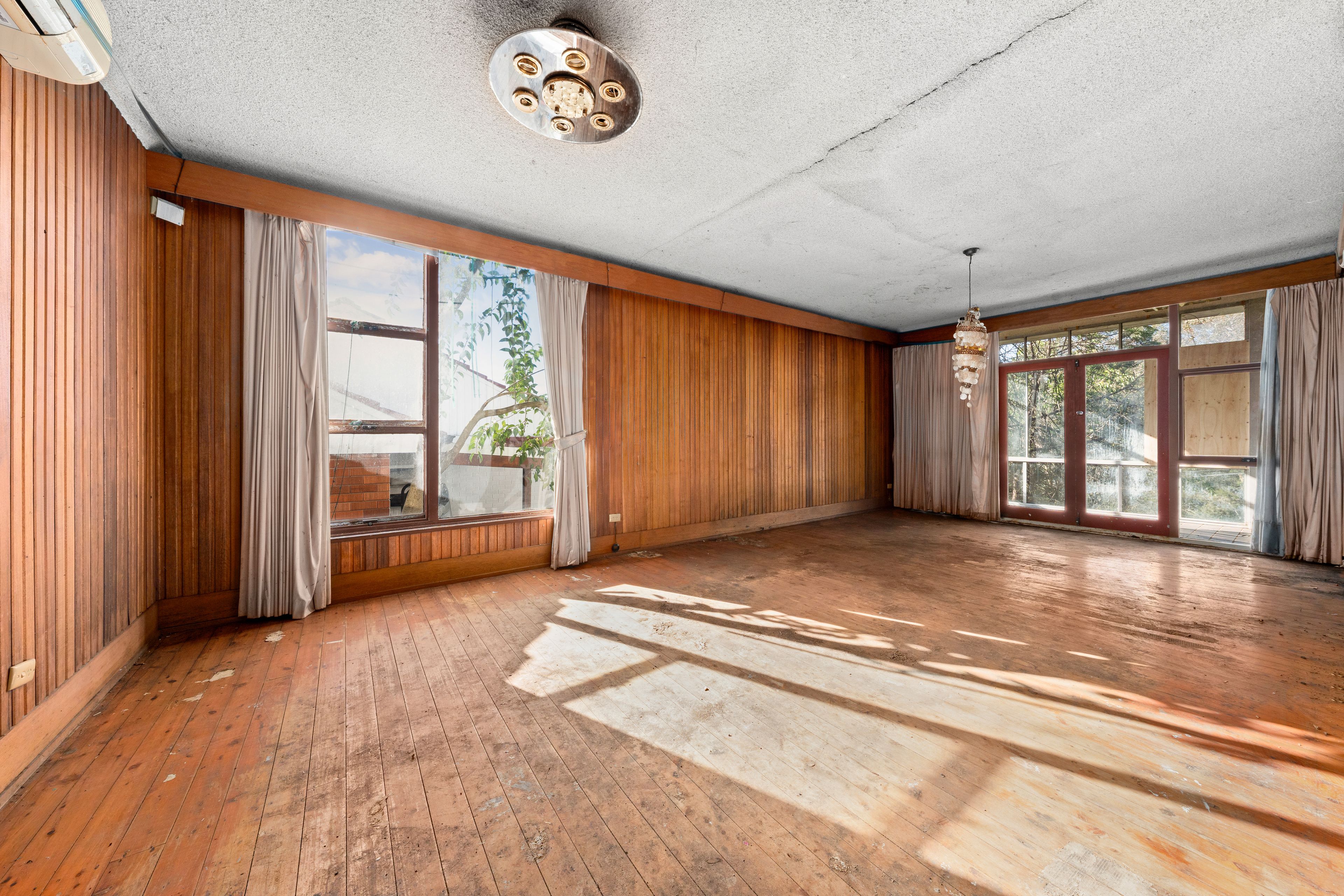 28 Millwood Avenue — photo 4 of 10