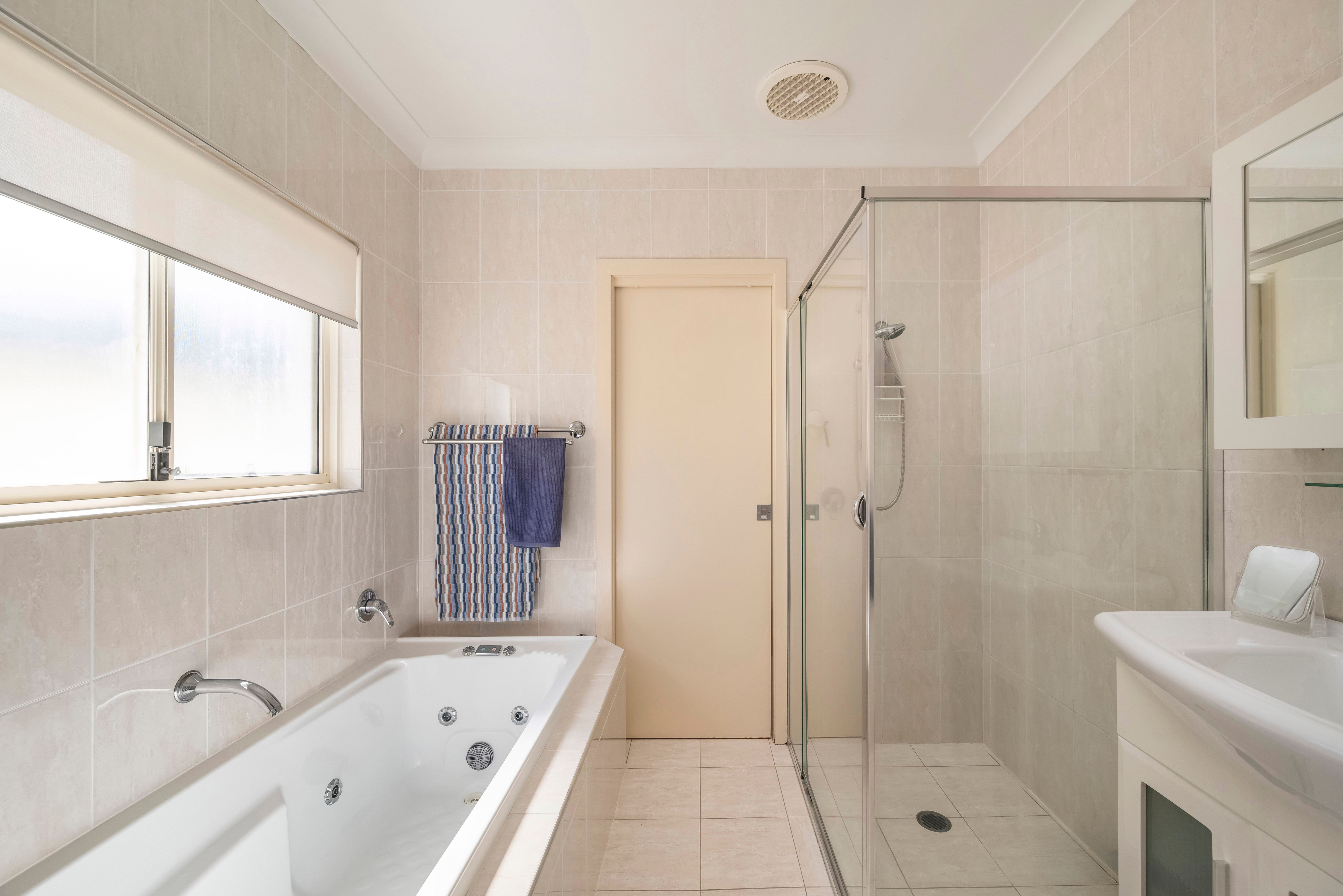 74A Austral Street — photo 16 of 25